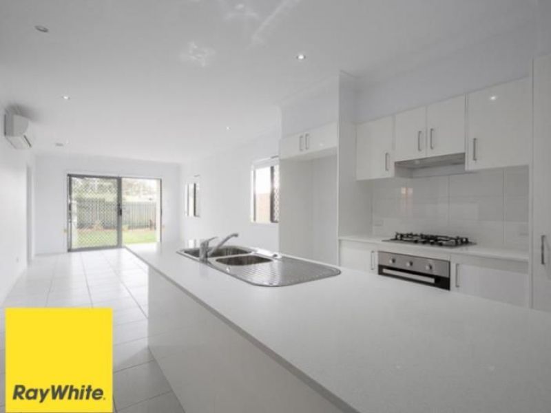 9 Mount Barney Crescent, Park Ridge, QLD 4125