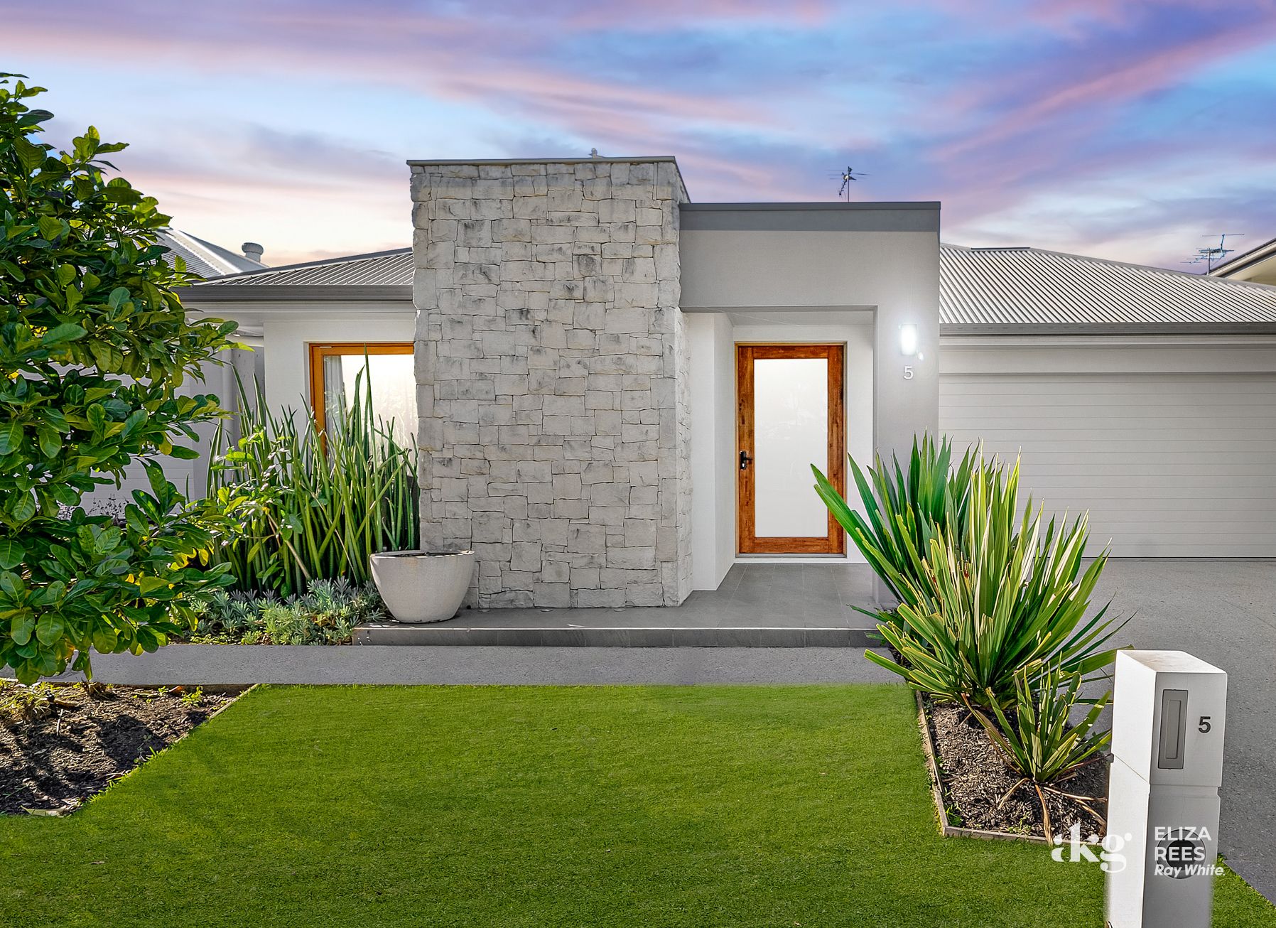 5 Olive Avenue, Greenbank, QLD 4124