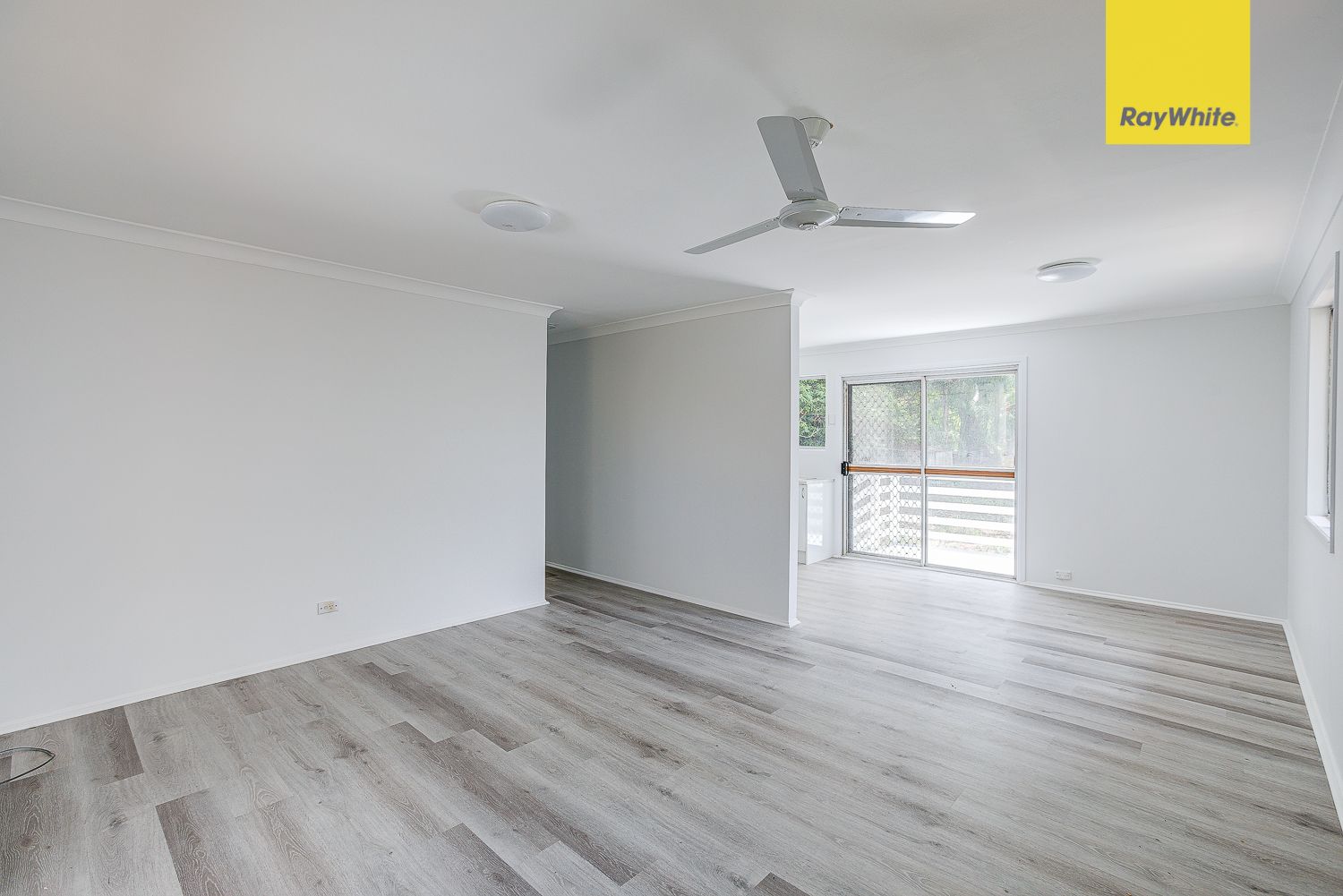 27 Camelia Avenue, Logan Central, QLD 4114