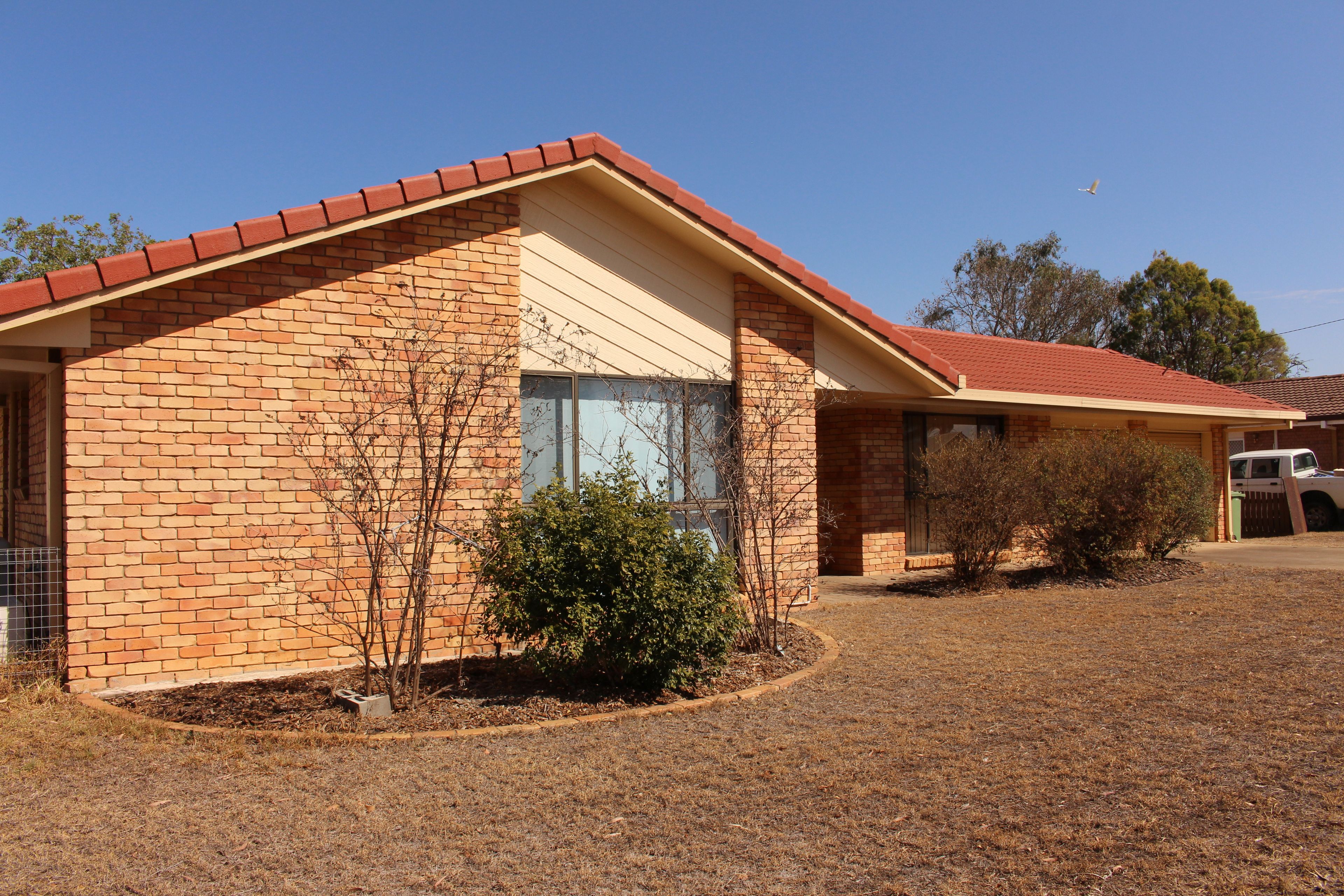 6 McLean Street, Pittsworth QLD 4356
