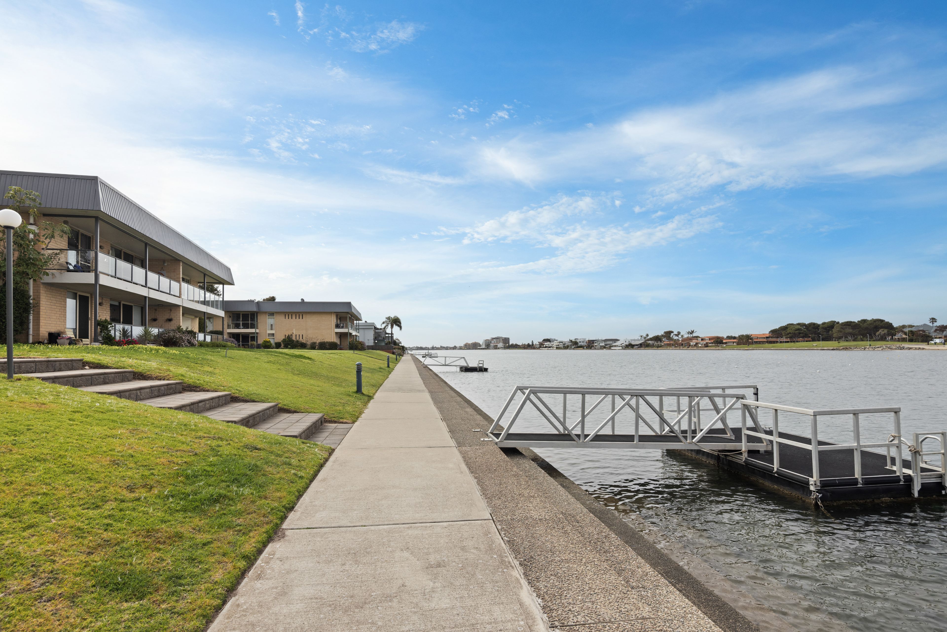 22/70 Military Road, Tennyson, SA 5022