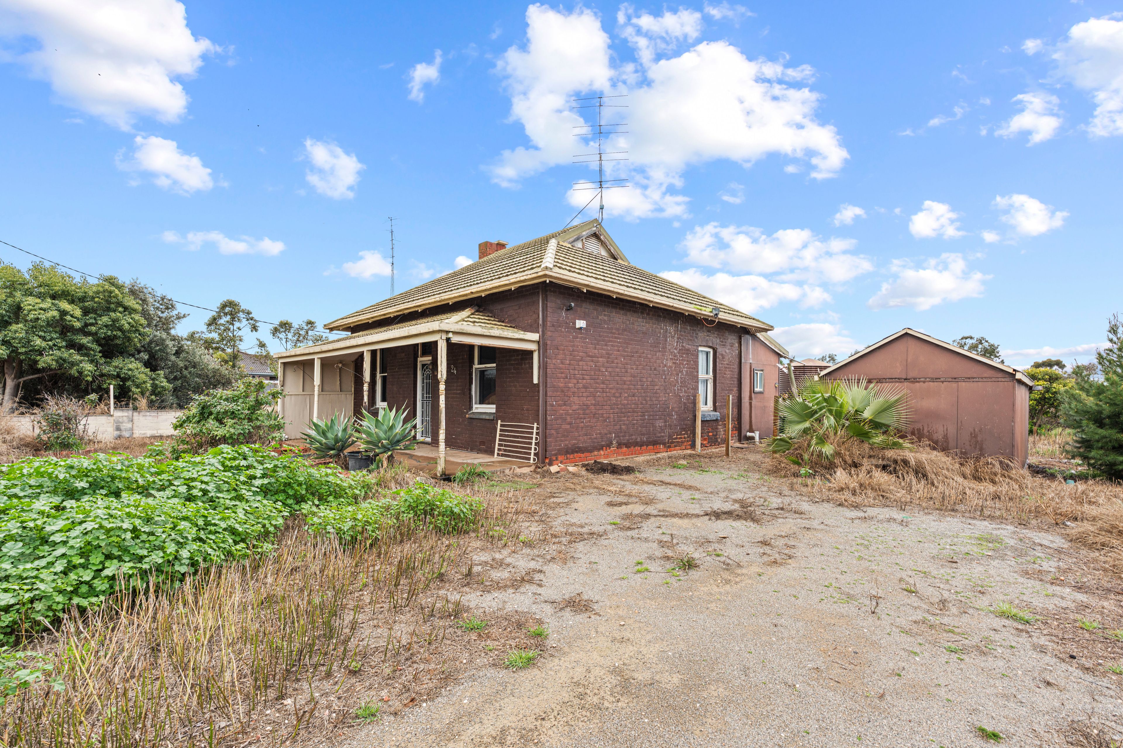 24 South Terrace East, Snowtown, SA 5520