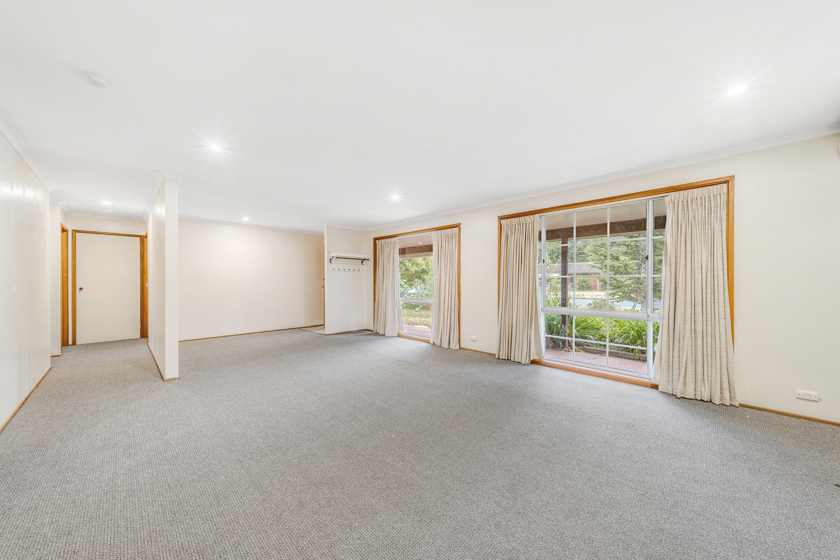 1 Tungun Street, Narrabundah, ACT 2604