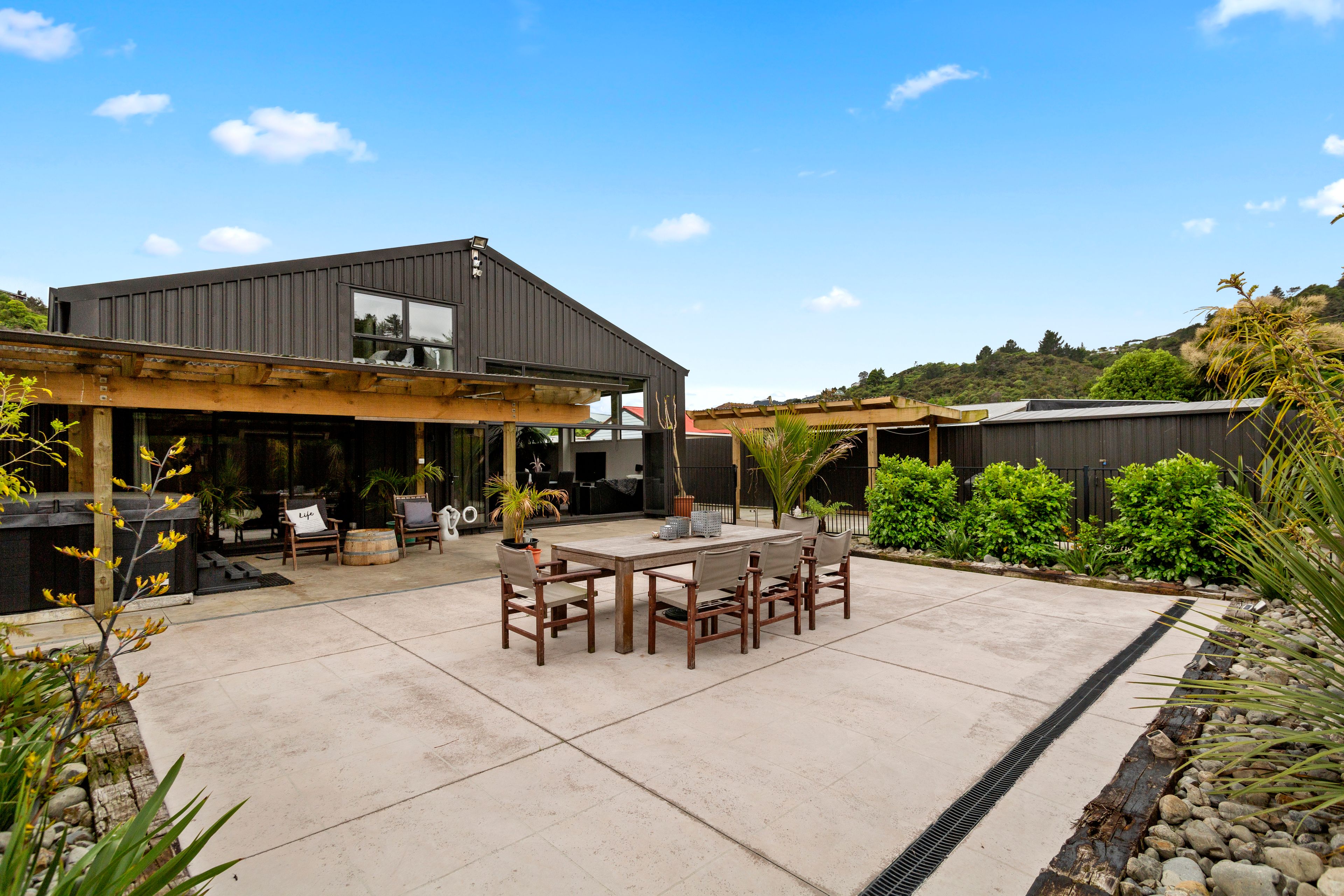 15 George Street, Stokes Valley, Lower Hutt City