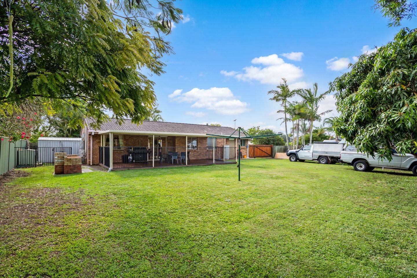 1 Sloane Court, Waterford West, QLD 4133