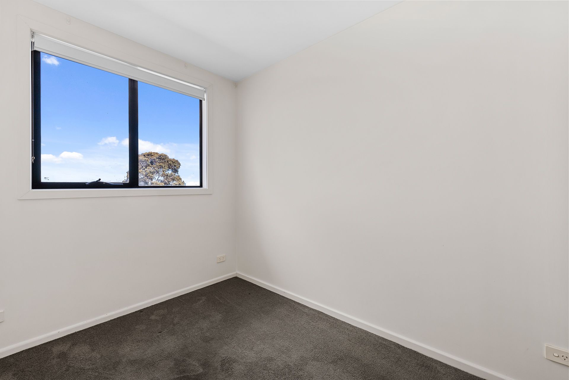 15/149A Princes Highway — photo 8 of 10