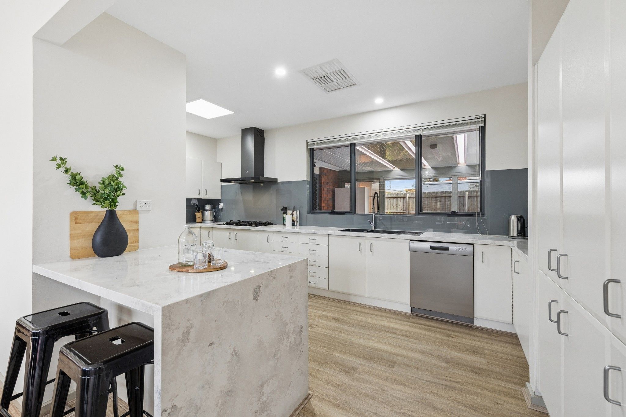 104 Wattle Avenue — photo 5 of 30
