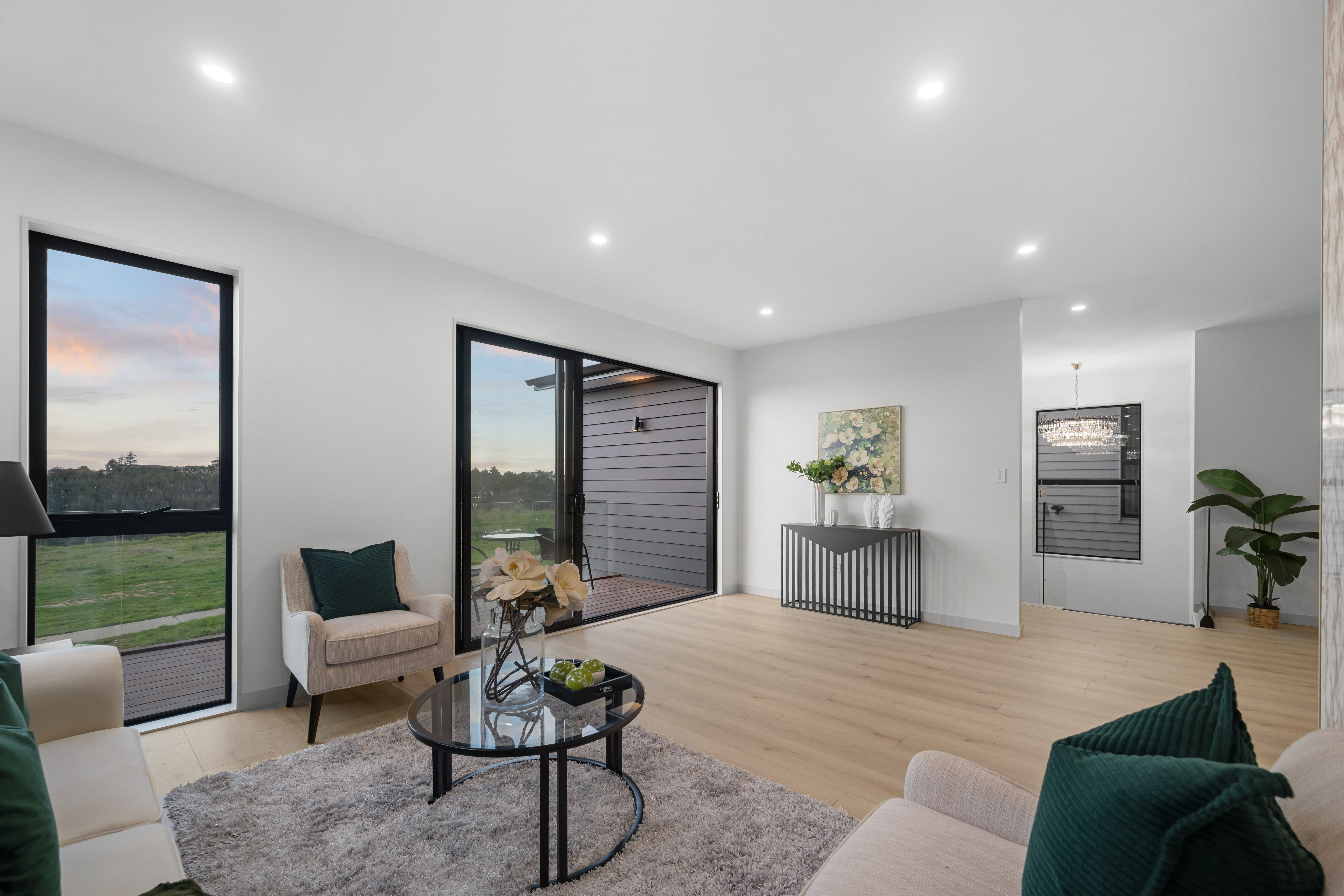 16 Grand Ridge Avenue, Flat Bush, Manukau City