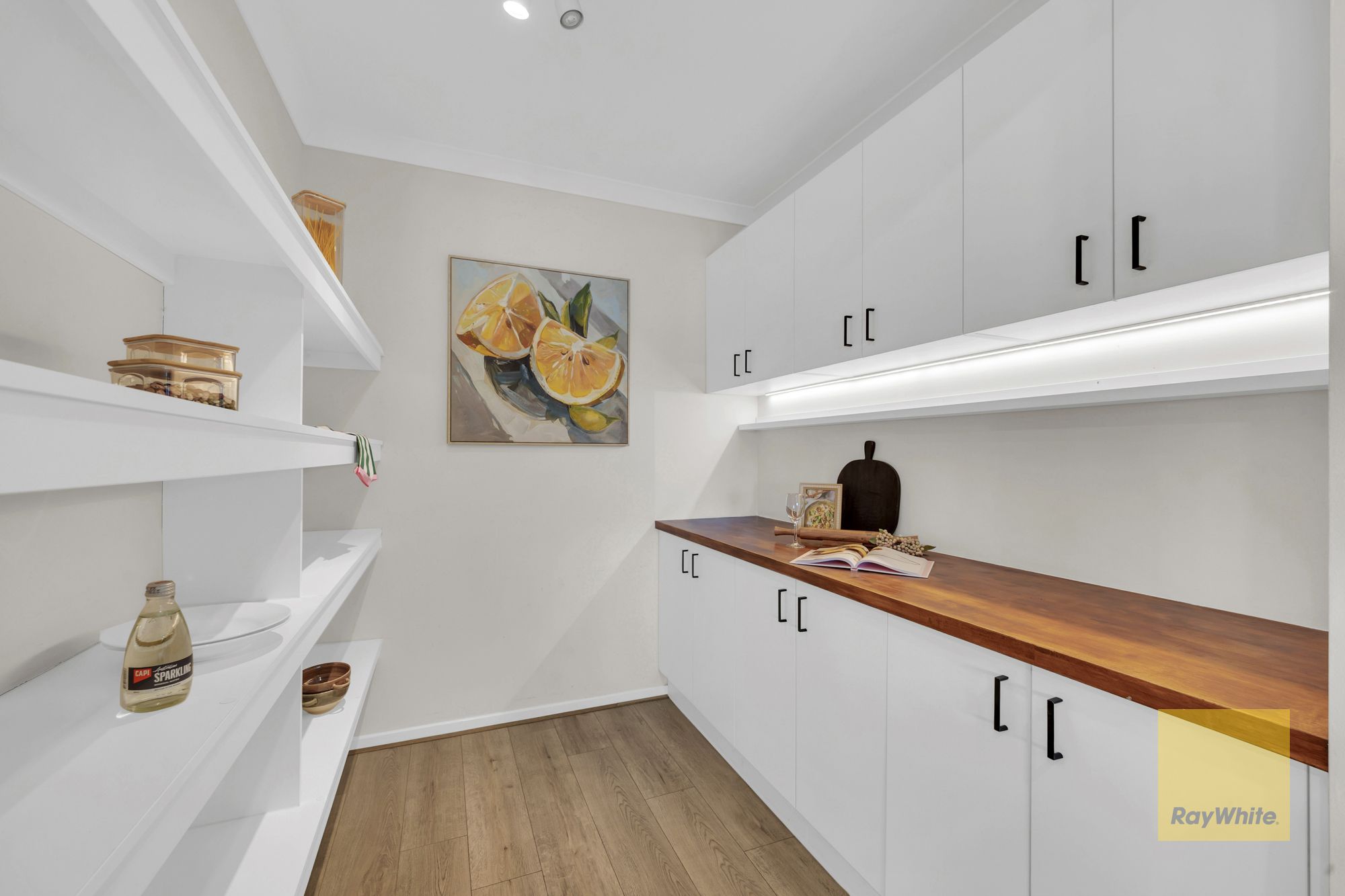 10 Ladbroke Street — photo 12 of 22