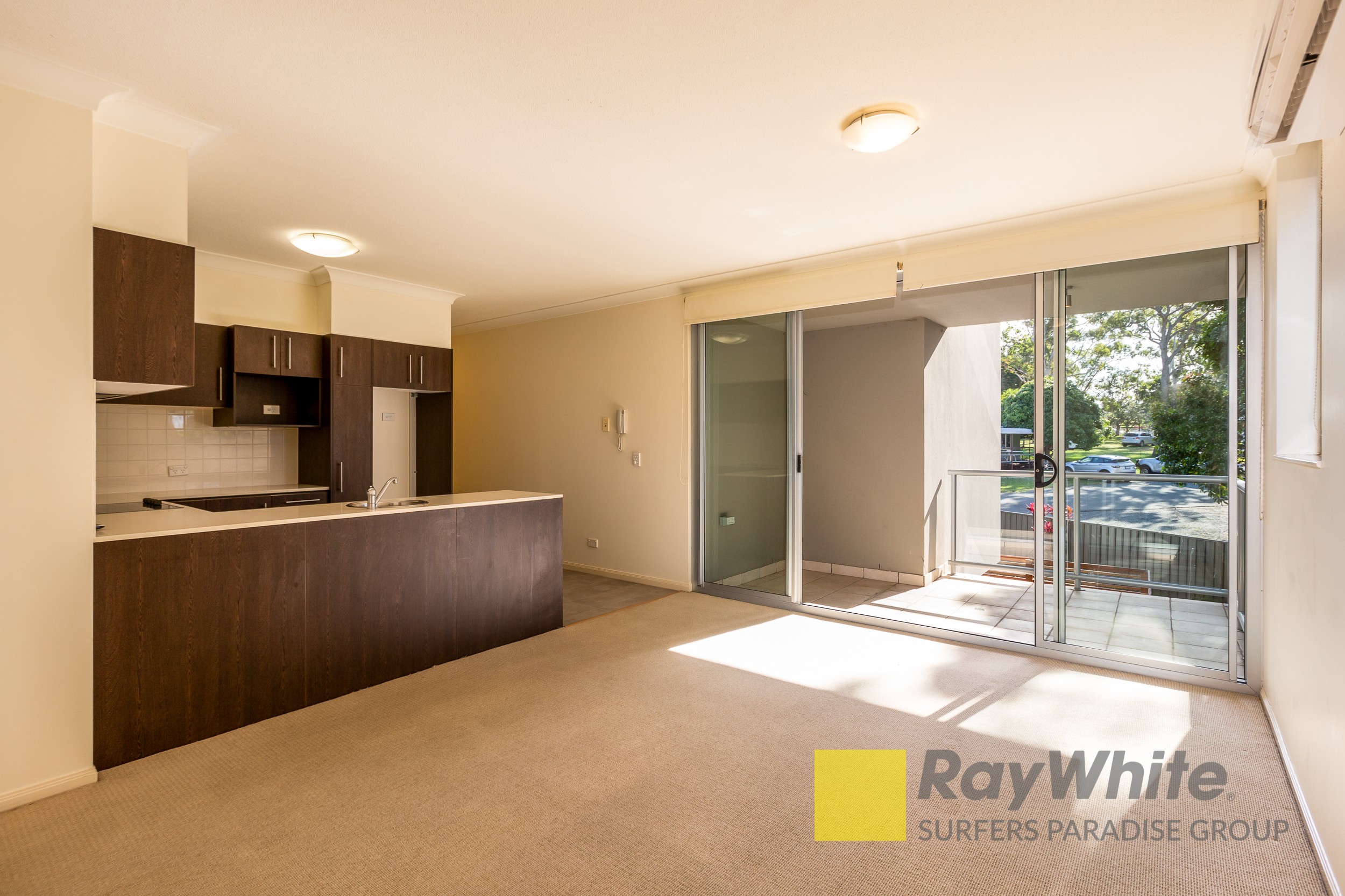 1/5 Carey Lane, Southport, QLD 4215