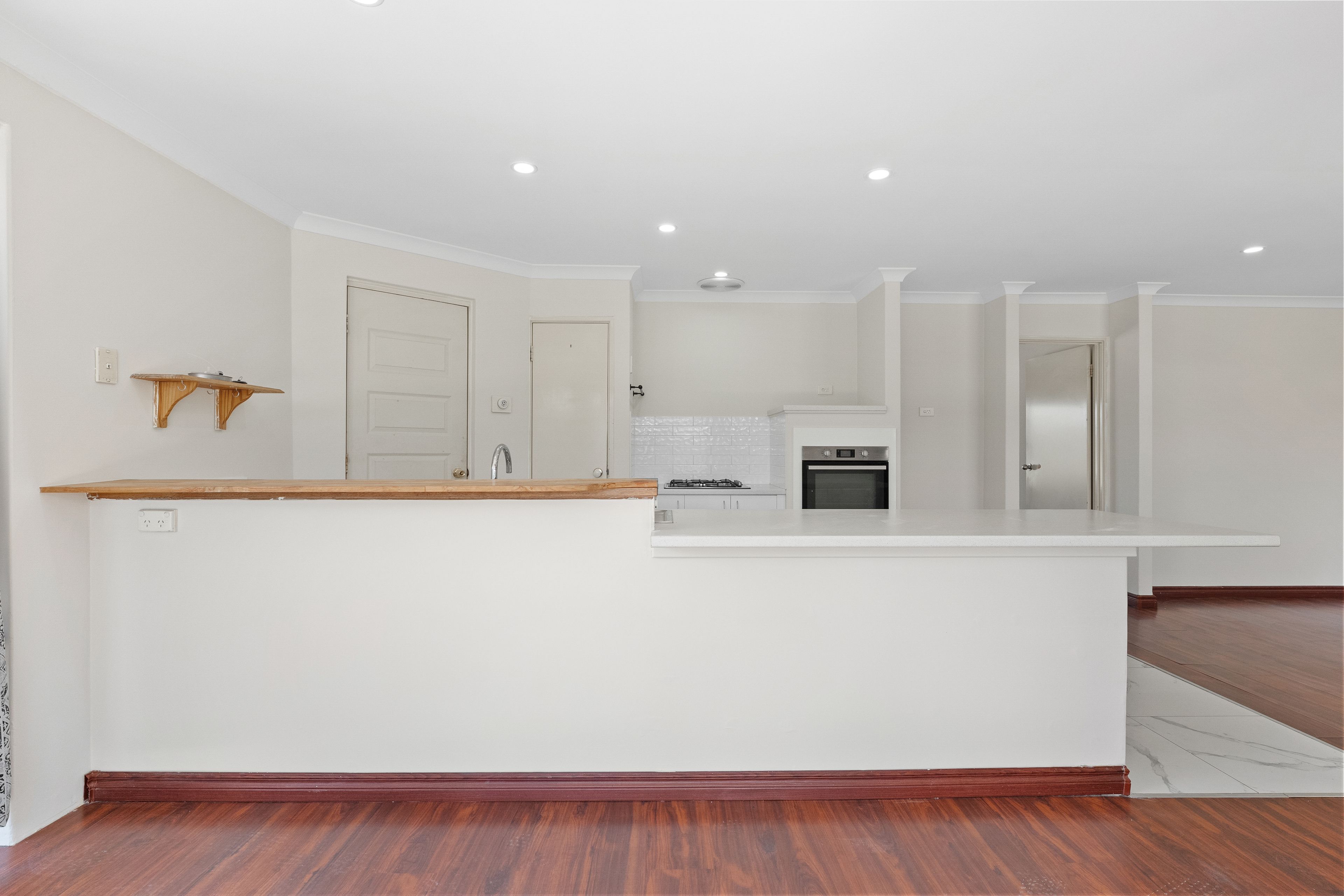 9 Helena Road — photo 3 of 30