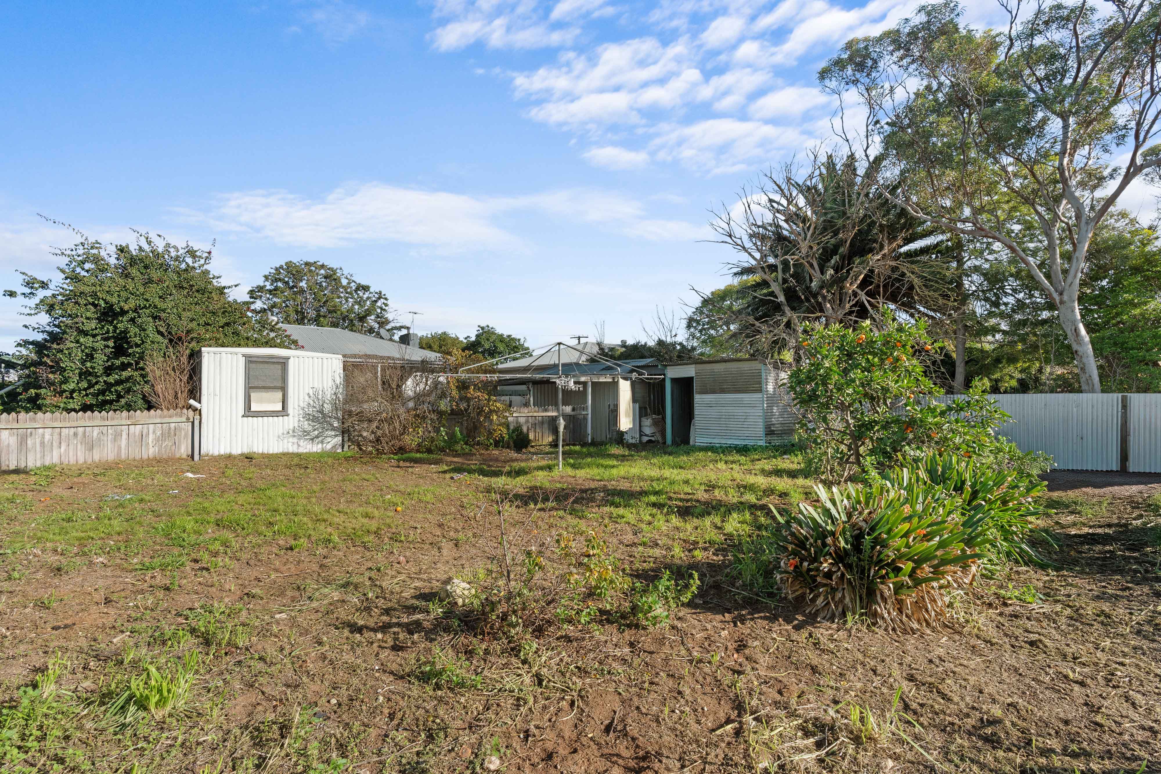 11 Tiller Street — photo 10 of 11