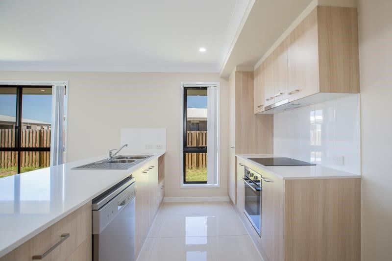1/19 Bassett Lane, Rosewood, QLD 4340