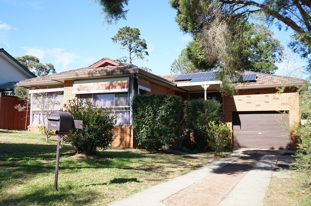 8 Cedar Avenue, Bradbury, NSW 2560