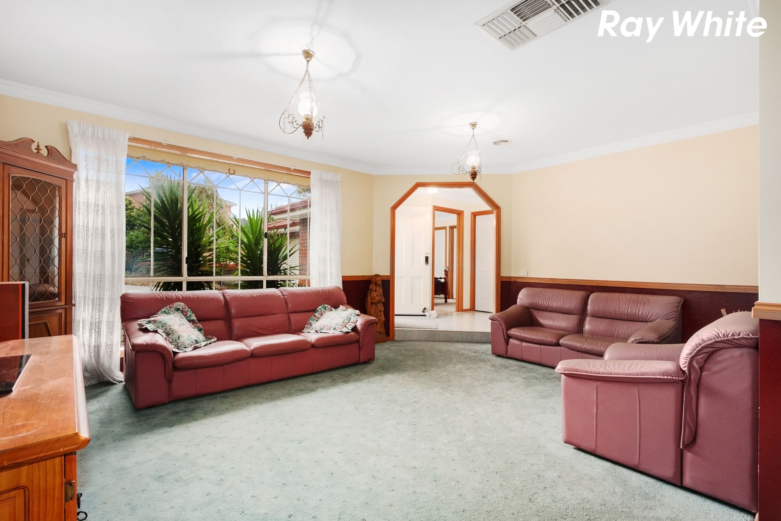15 Highland Drive, Pakenham, VIC 3810