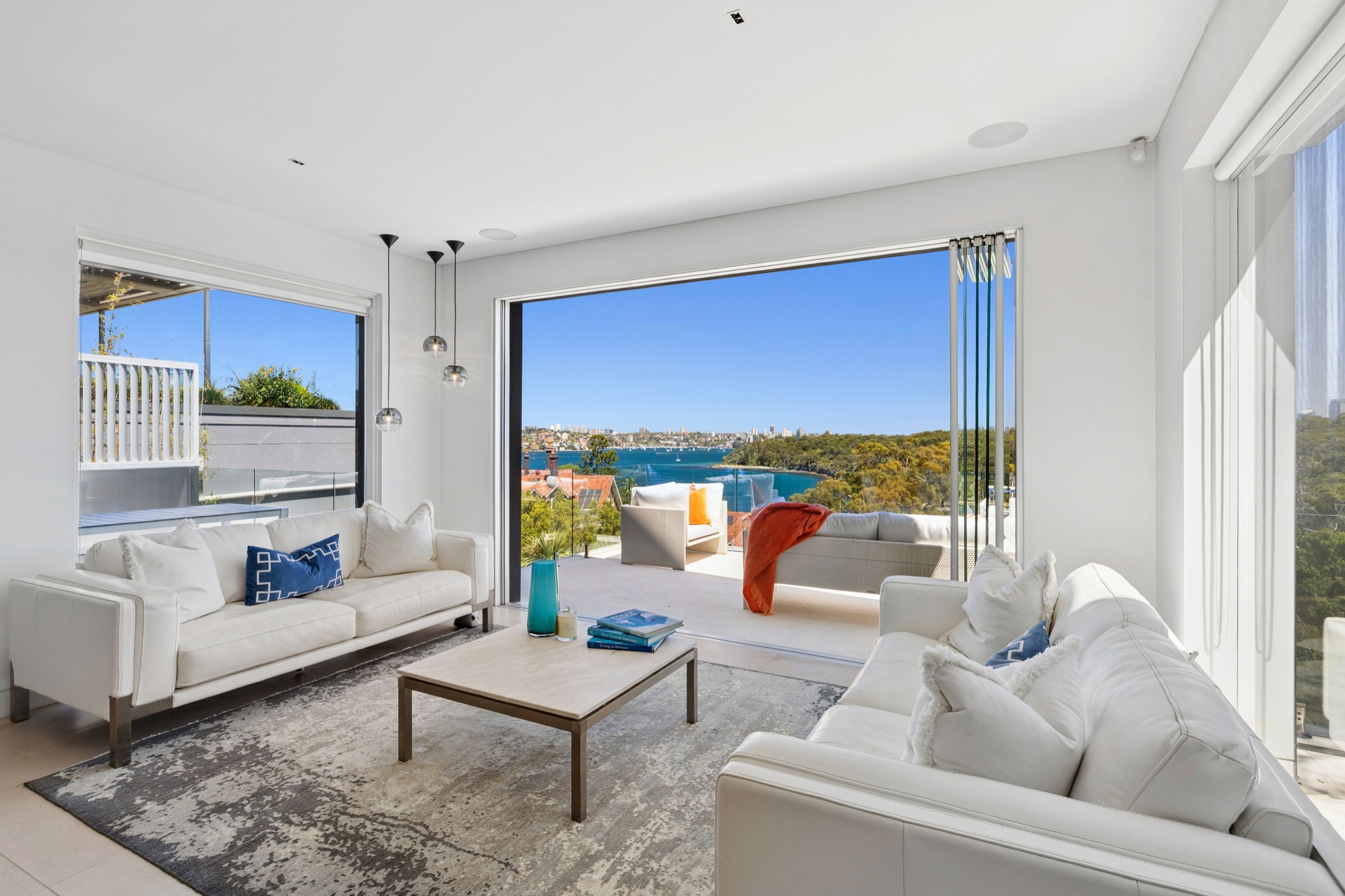 10 Kardinia Road — photo 3 of 30