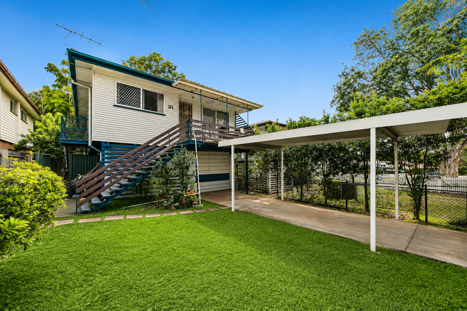 31 Morden Road — photo 3 of 16