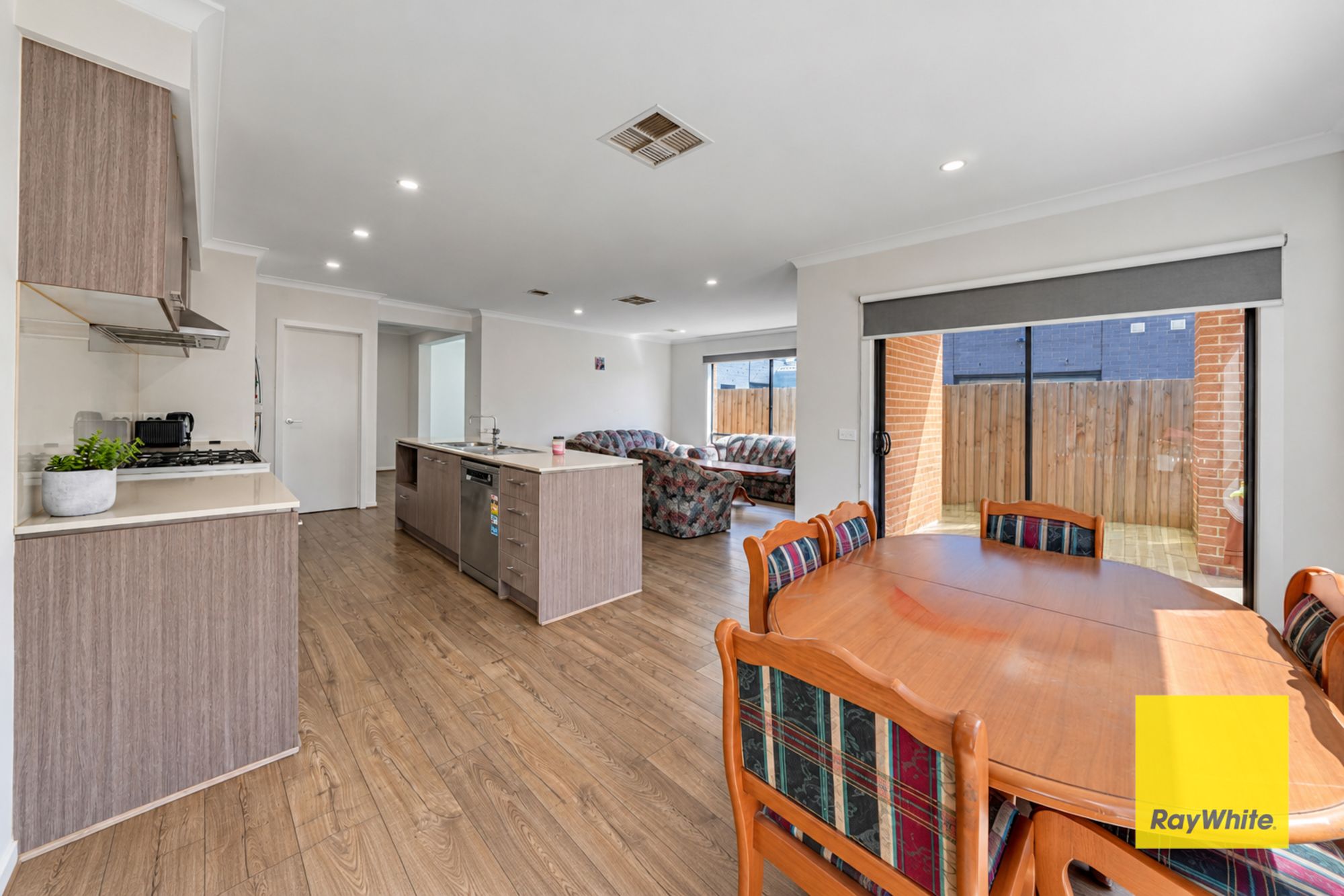 142 Bonniebrook Road — photo 7 of 15