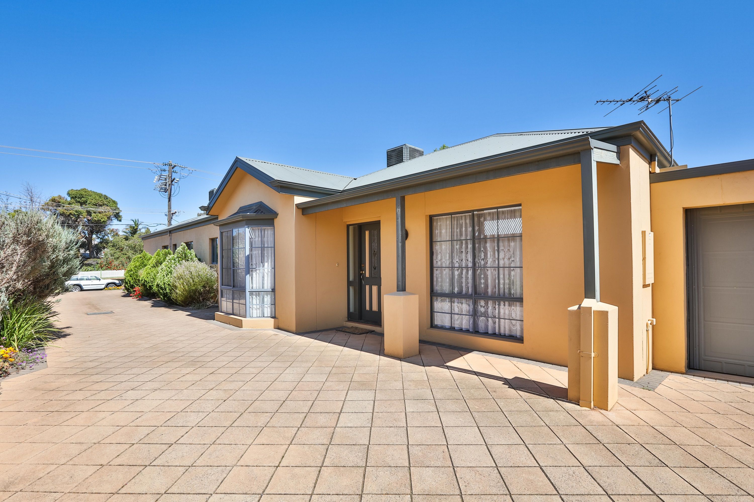 2/182 Tenth Street, Mildura, VIC 3500