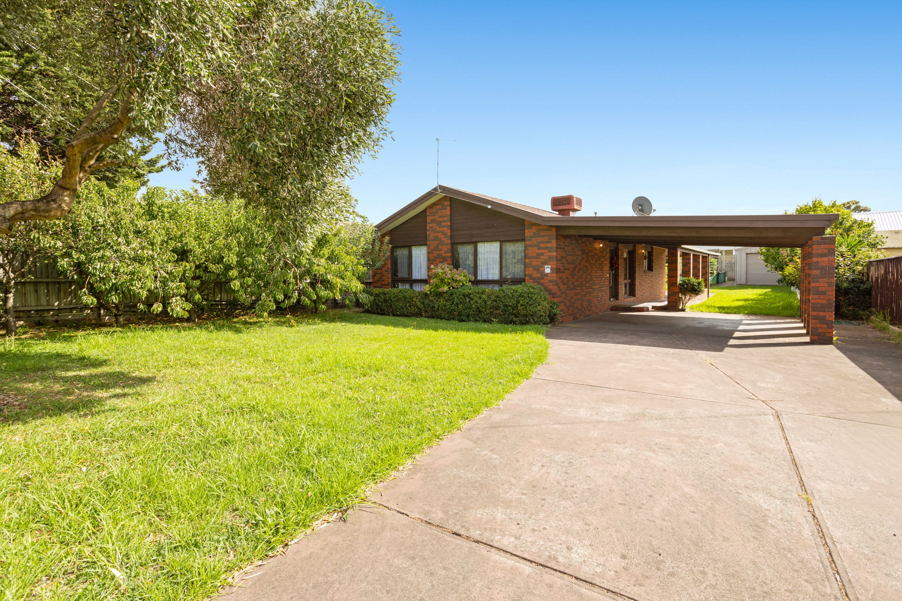386 Eastbourne Road, Rosebud, VIC 3939