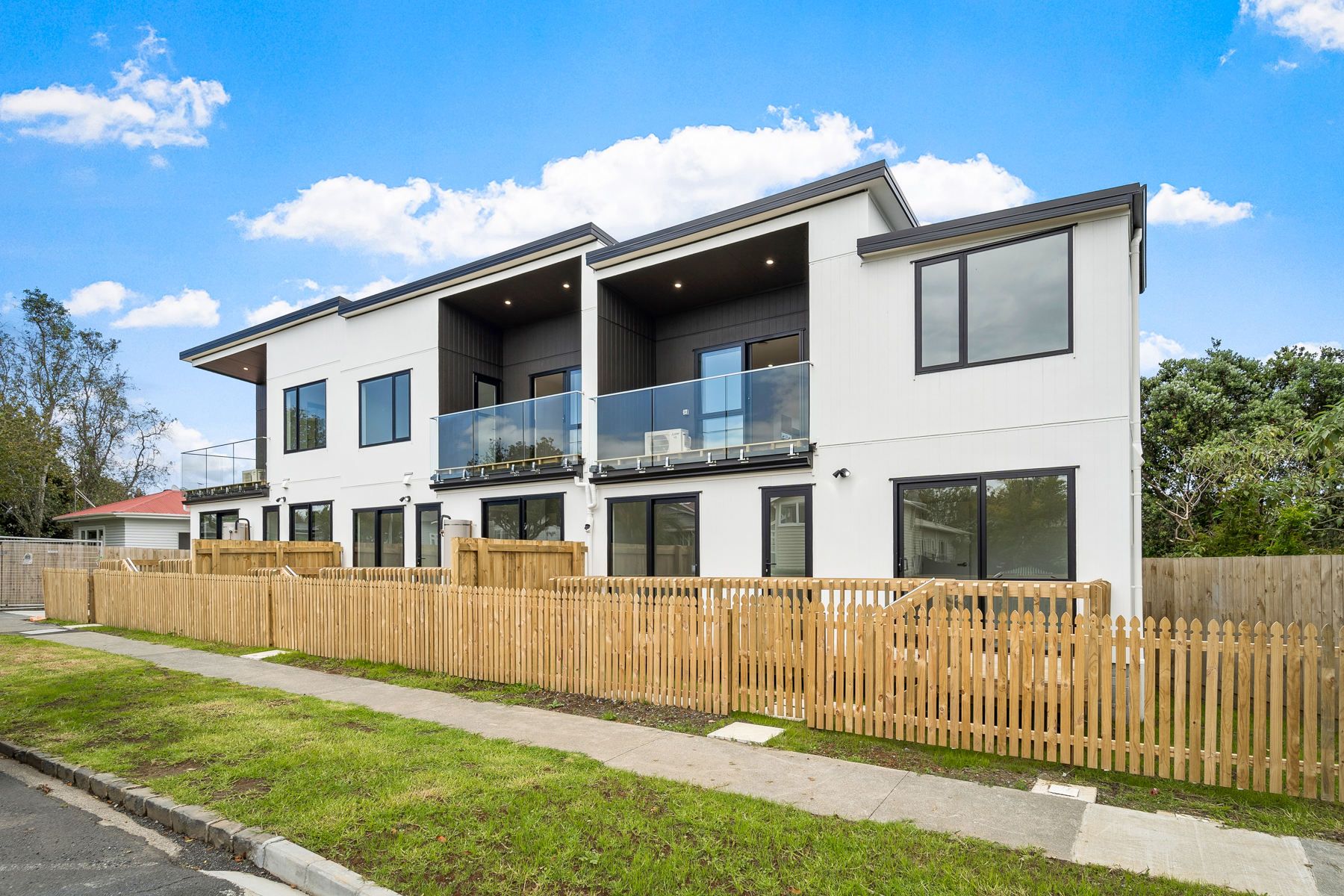 22d Mark Road, Mount Albert, Auckland City