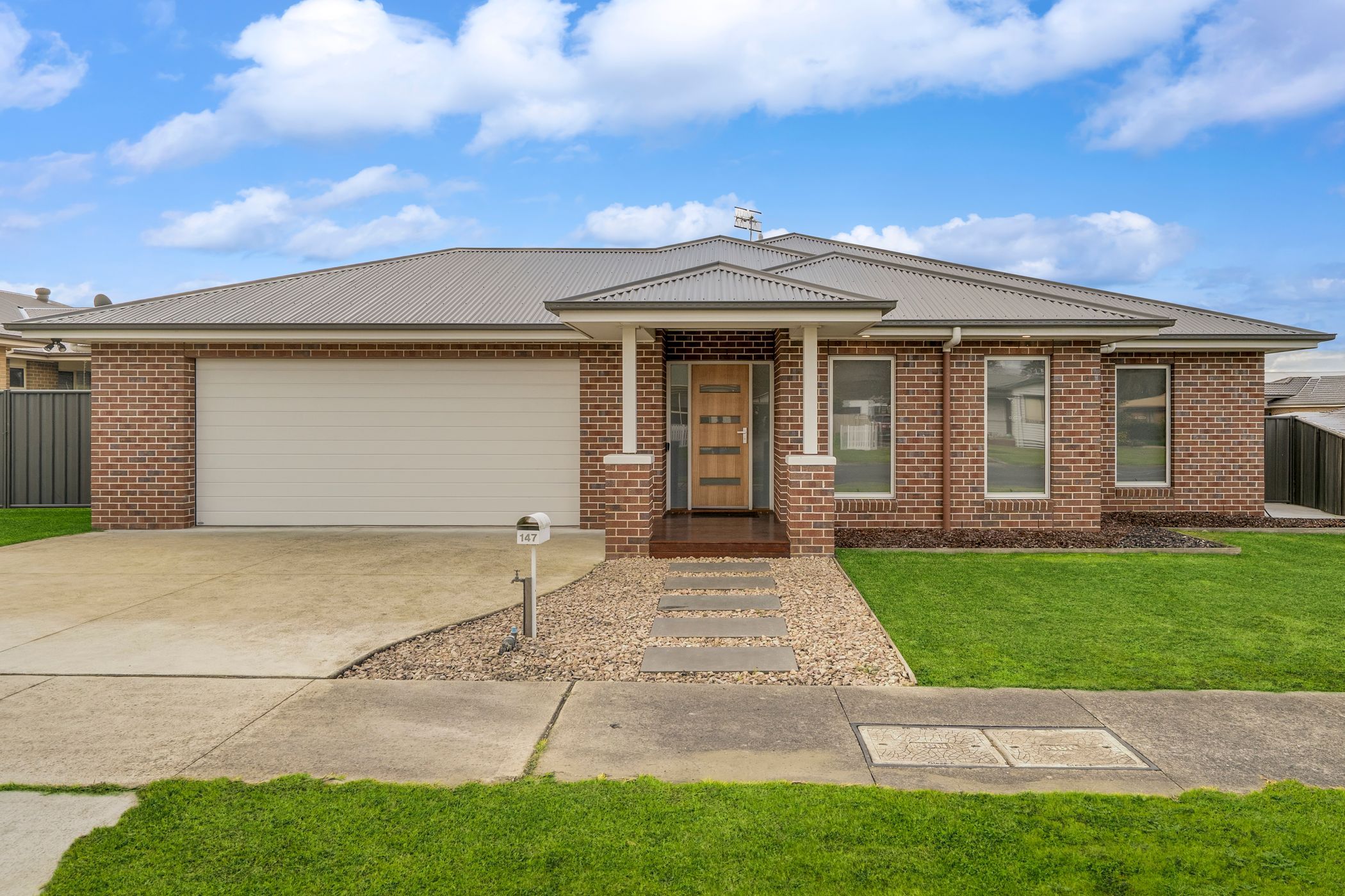 Ray White Colac