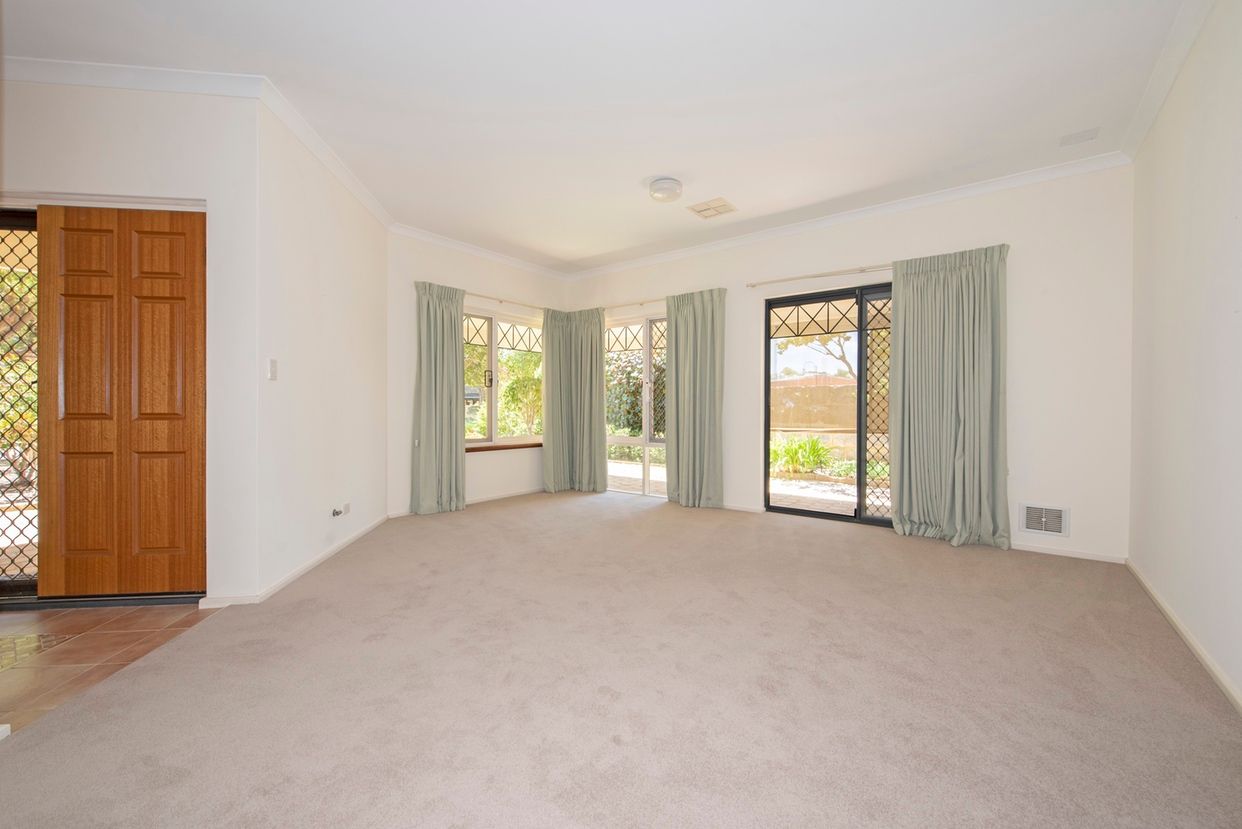 10A Genesta Crescent, Dalkeith, WA 6009