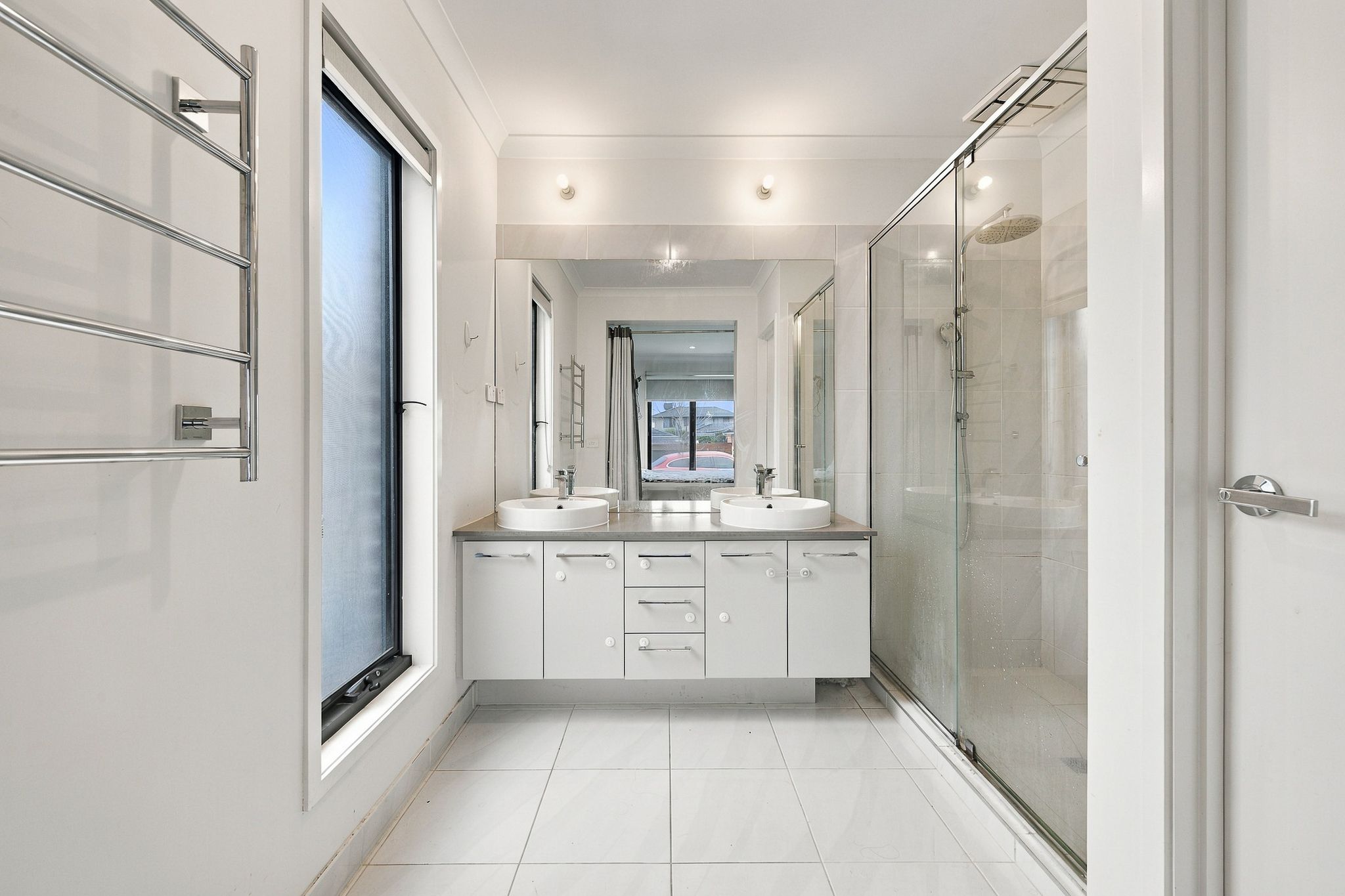 58 Graziers Crescent — photo 8 of 16