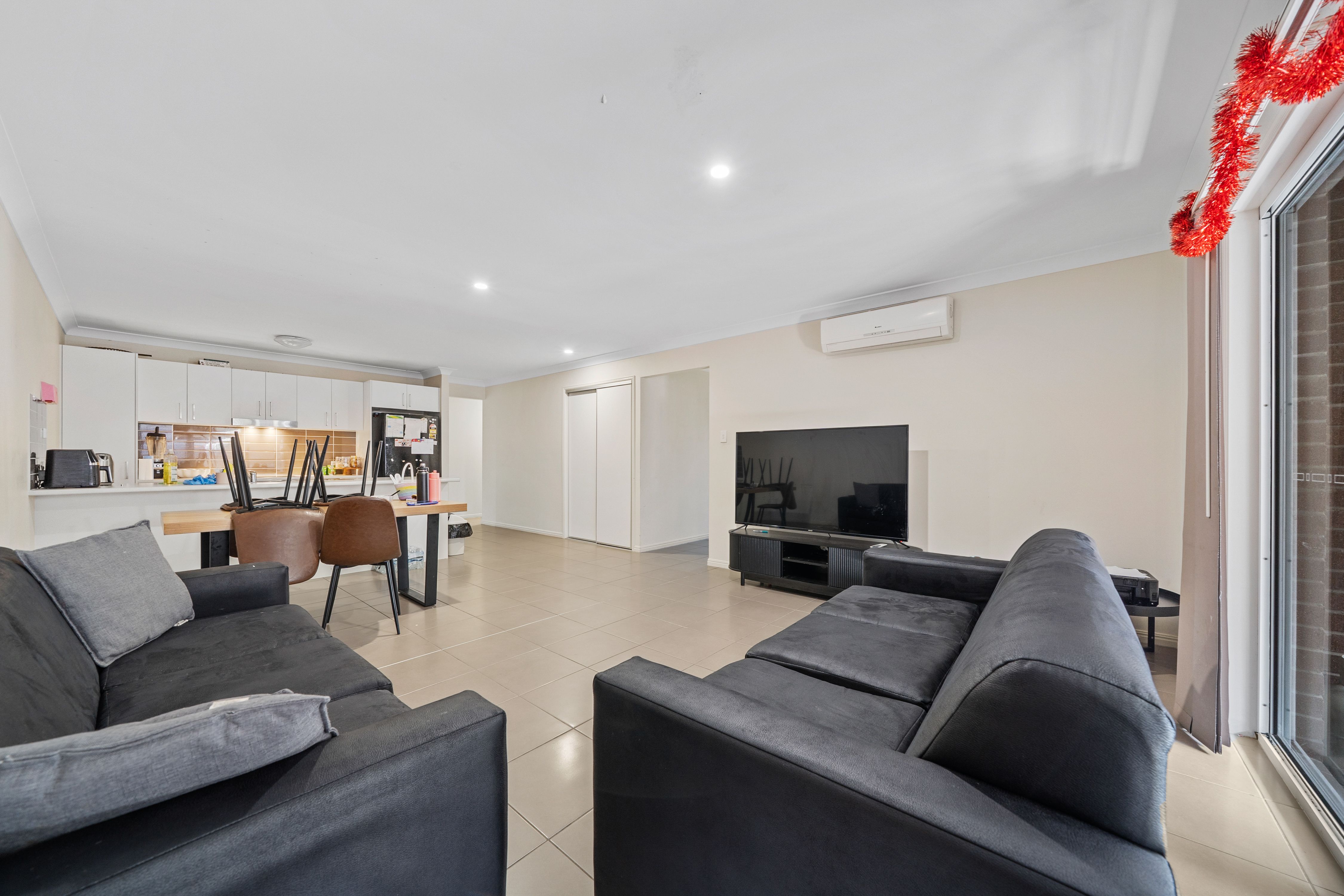 6 Jessy Street — photo 7 of 18