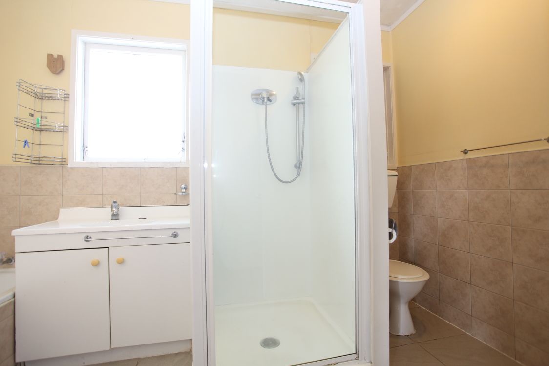 93A Diana Drive, Glenfield, North Shore City