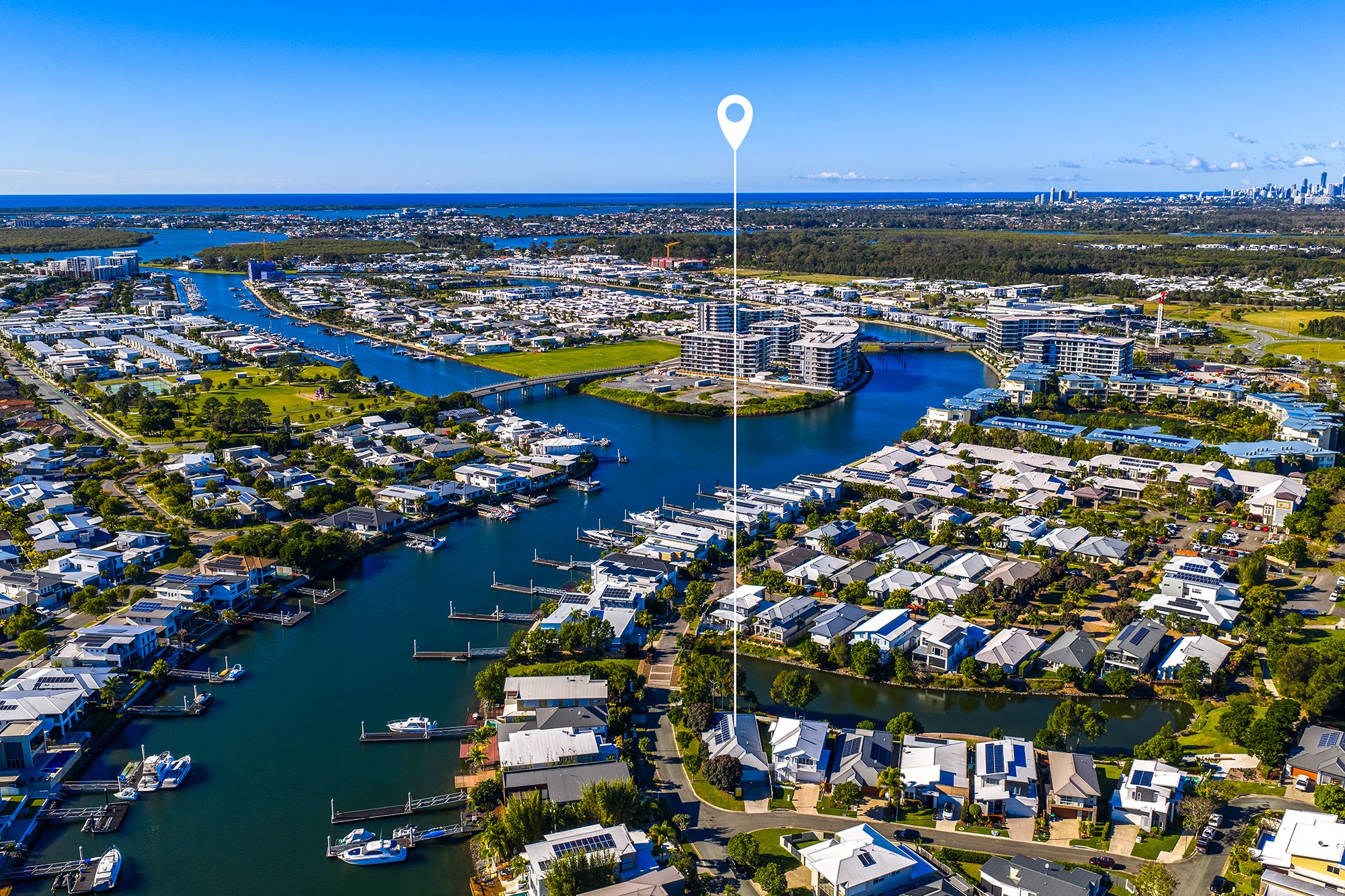 2 Spinnaker Way, Hope Island, QLD 4212