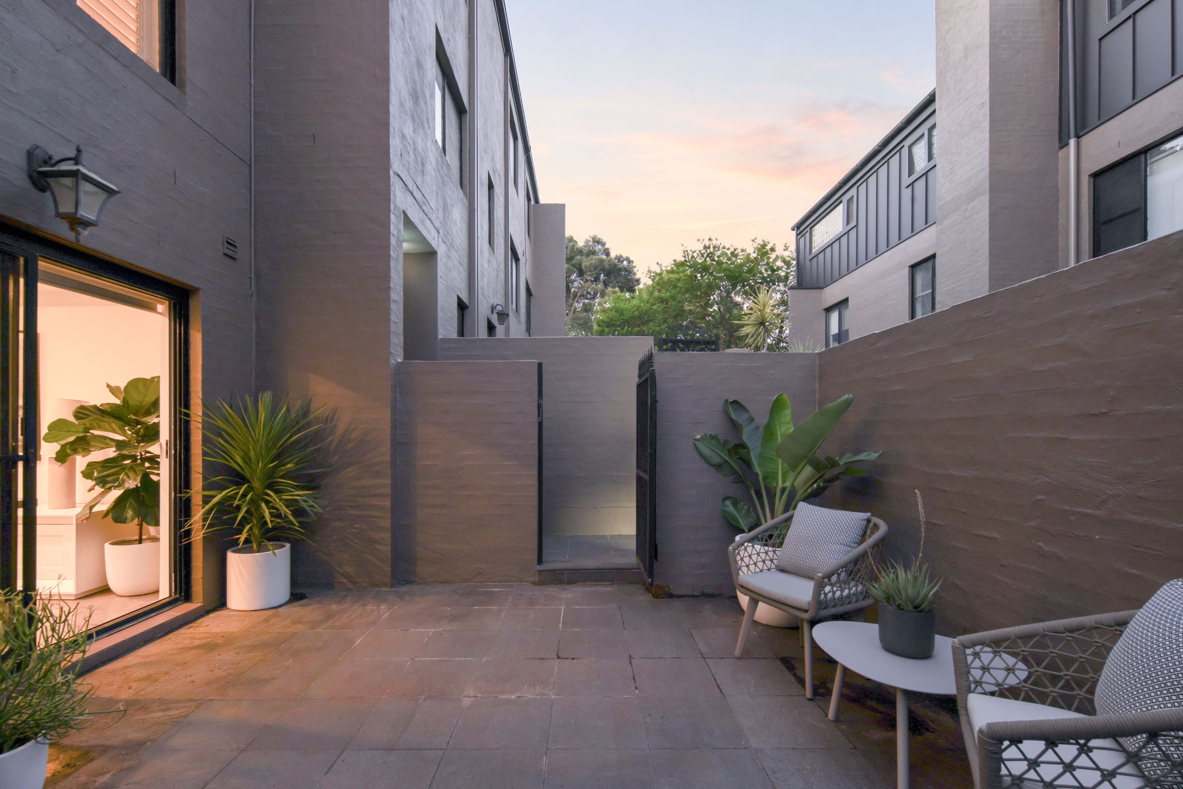 1/33-35 Burren Street — photo 8 of 8
