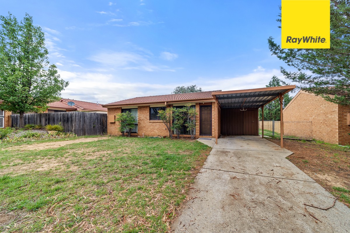 13 Camfield Place, Florey, ACT 2615