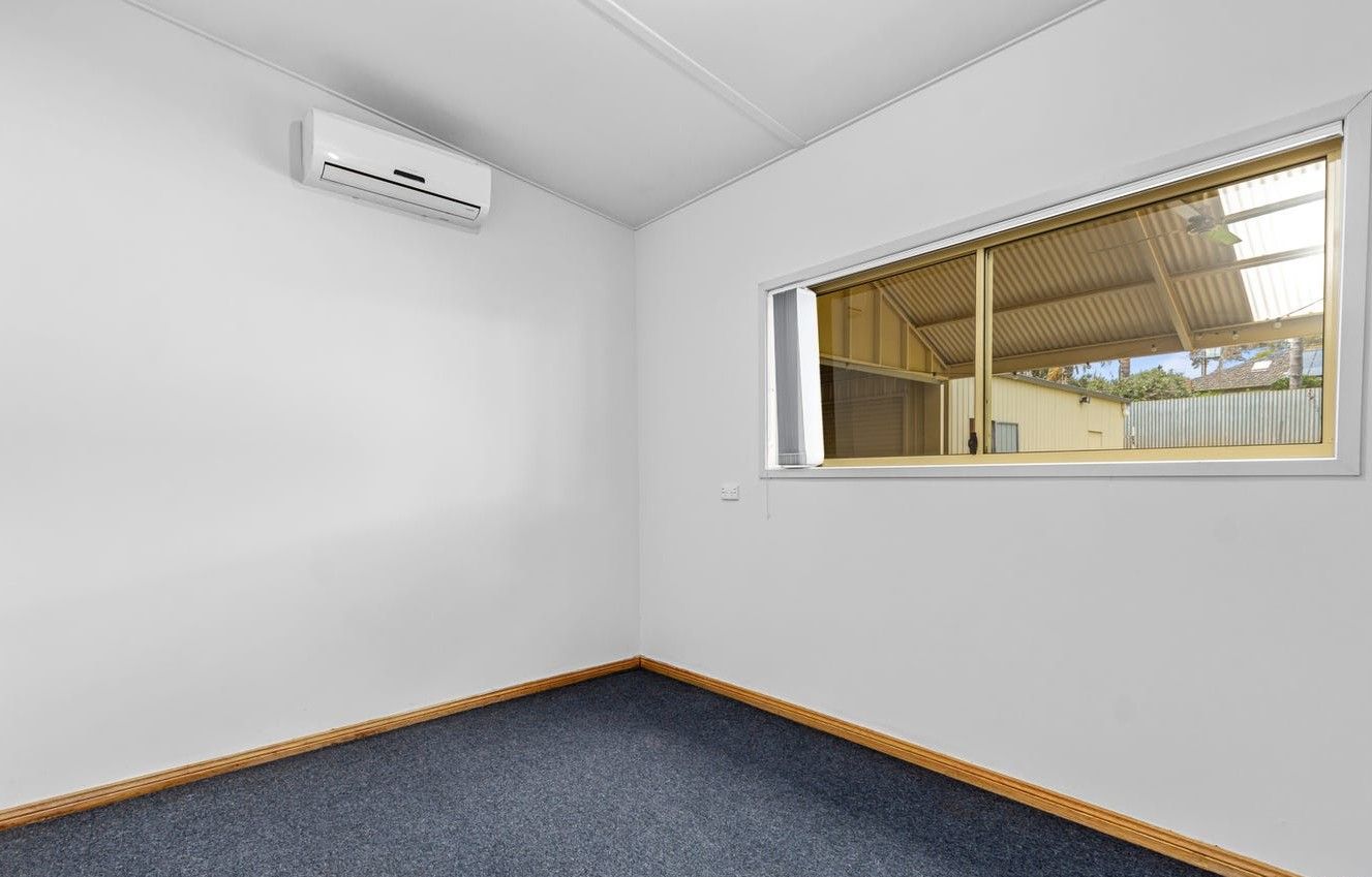 57 Lyndoch Road — photo 9 of 14