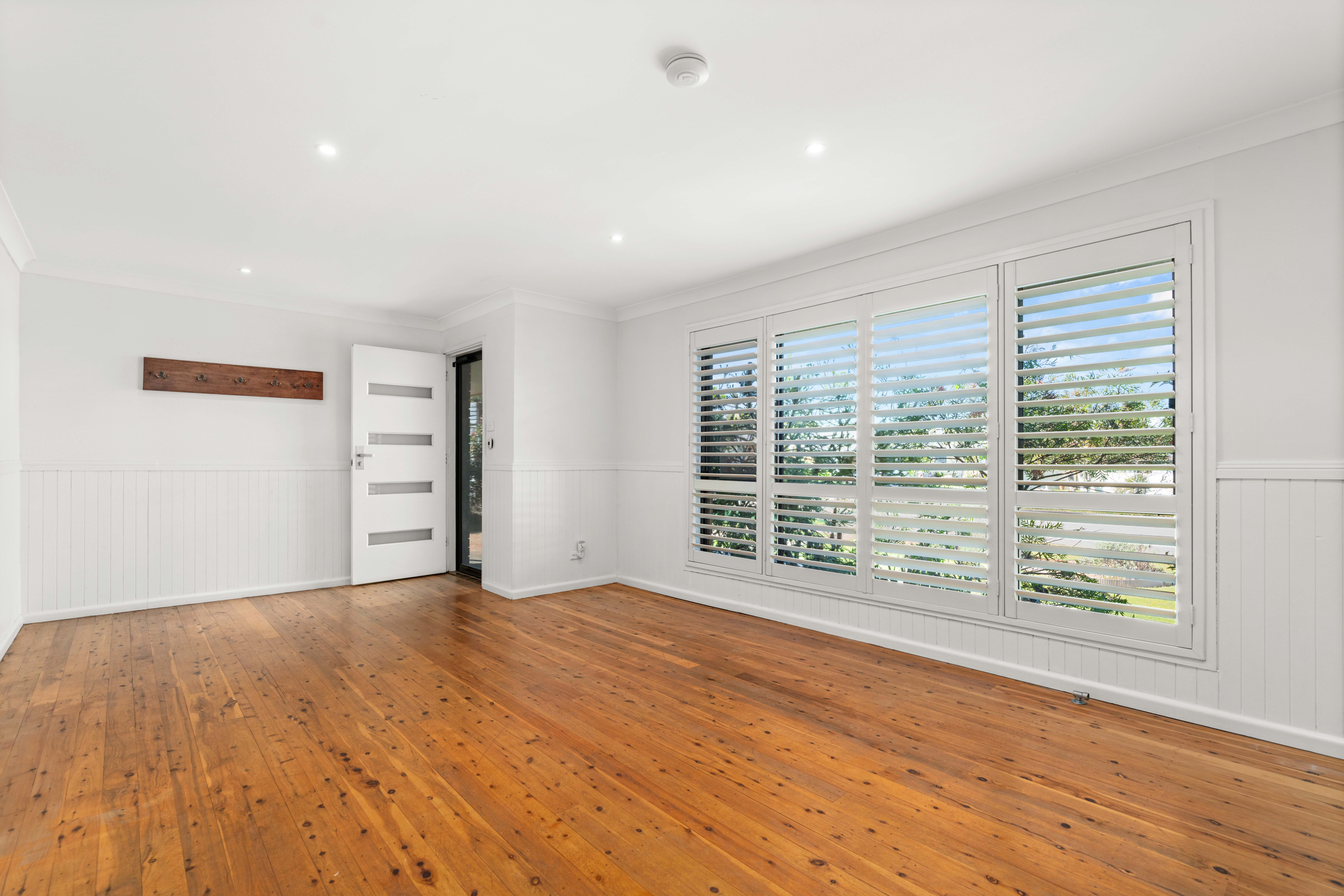 3 Farrar Drive — photo 3 of 10