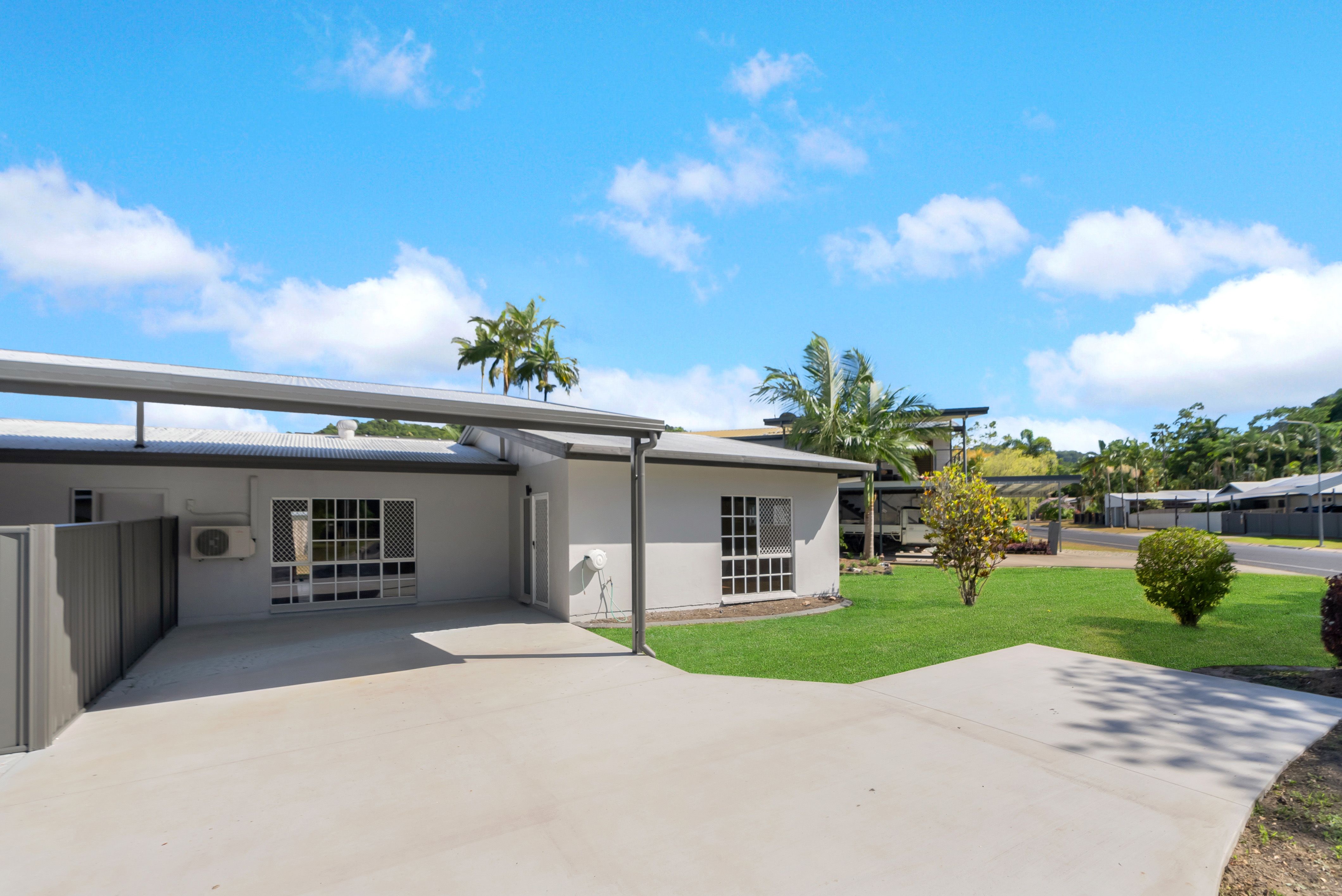 5B Hobson Drive, Brinsmead, QLD 4870