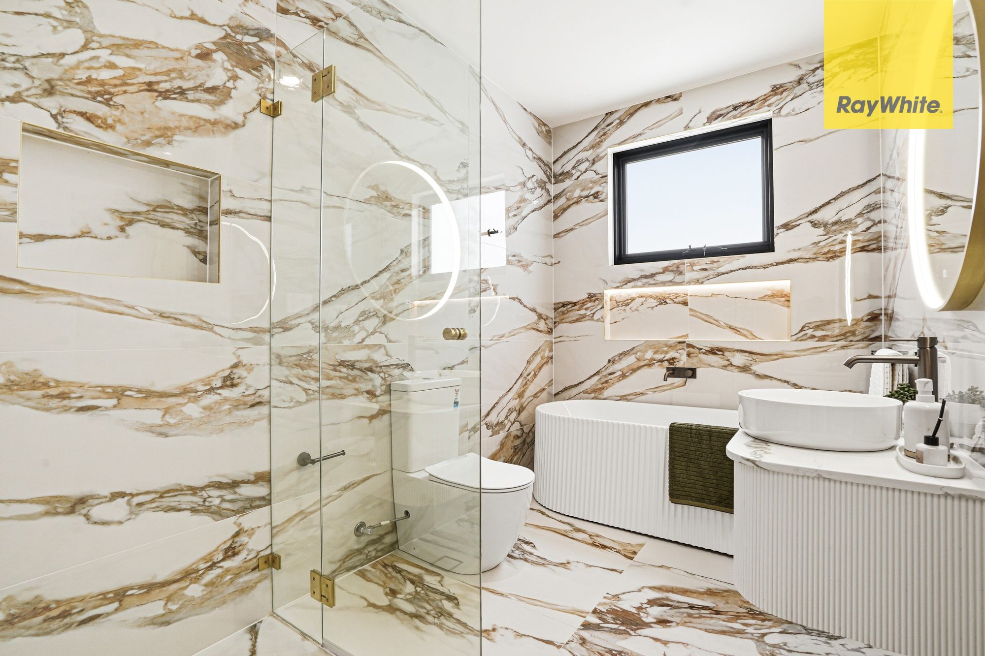 7 Pindari Crescent — photo 10 of 28