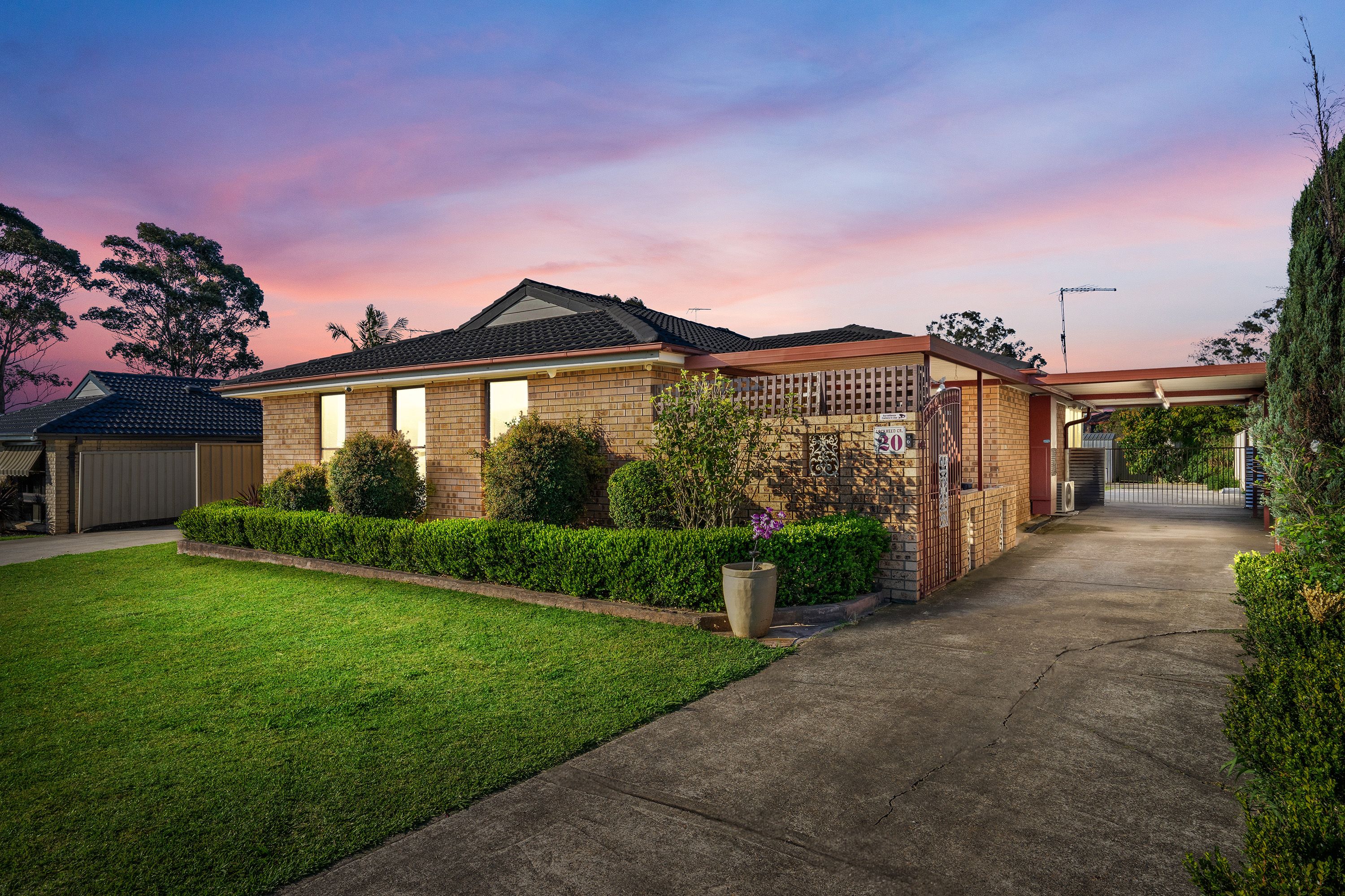20 Lockheed Circuit, St Clair NSW 2759