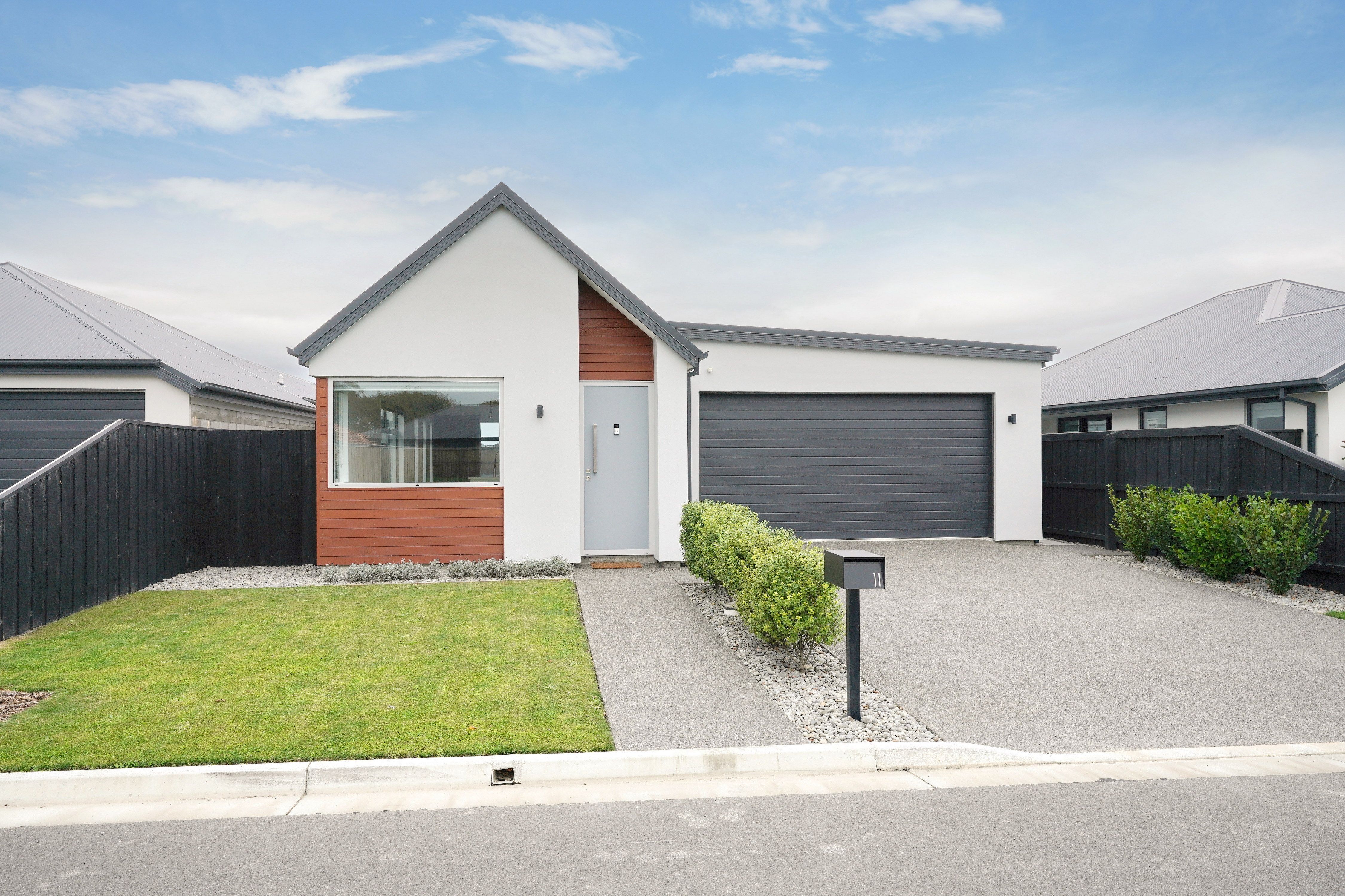 11 Oakleigh Street, Ravenswood,
