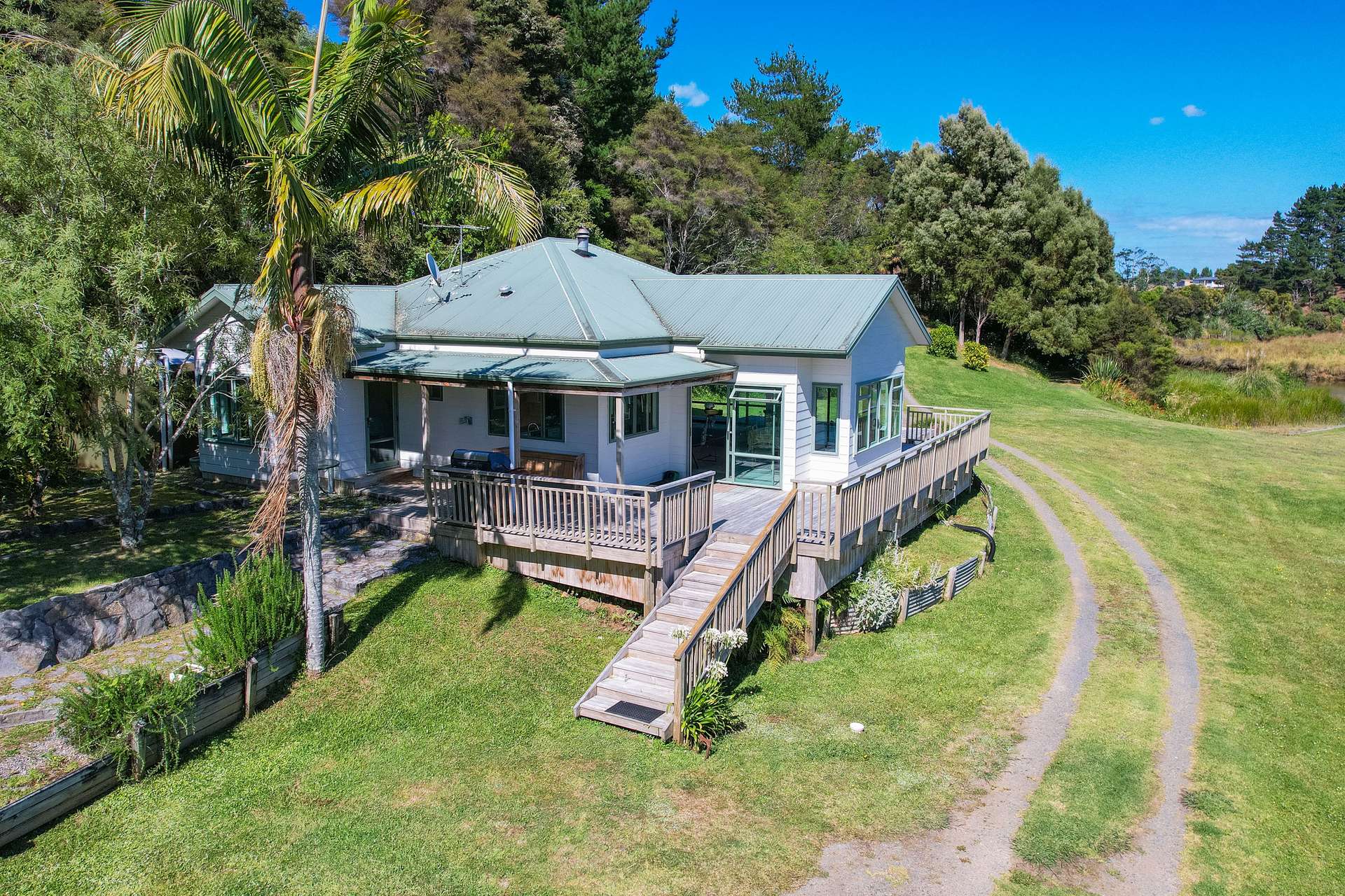 4398 Kawhia Road photo 8