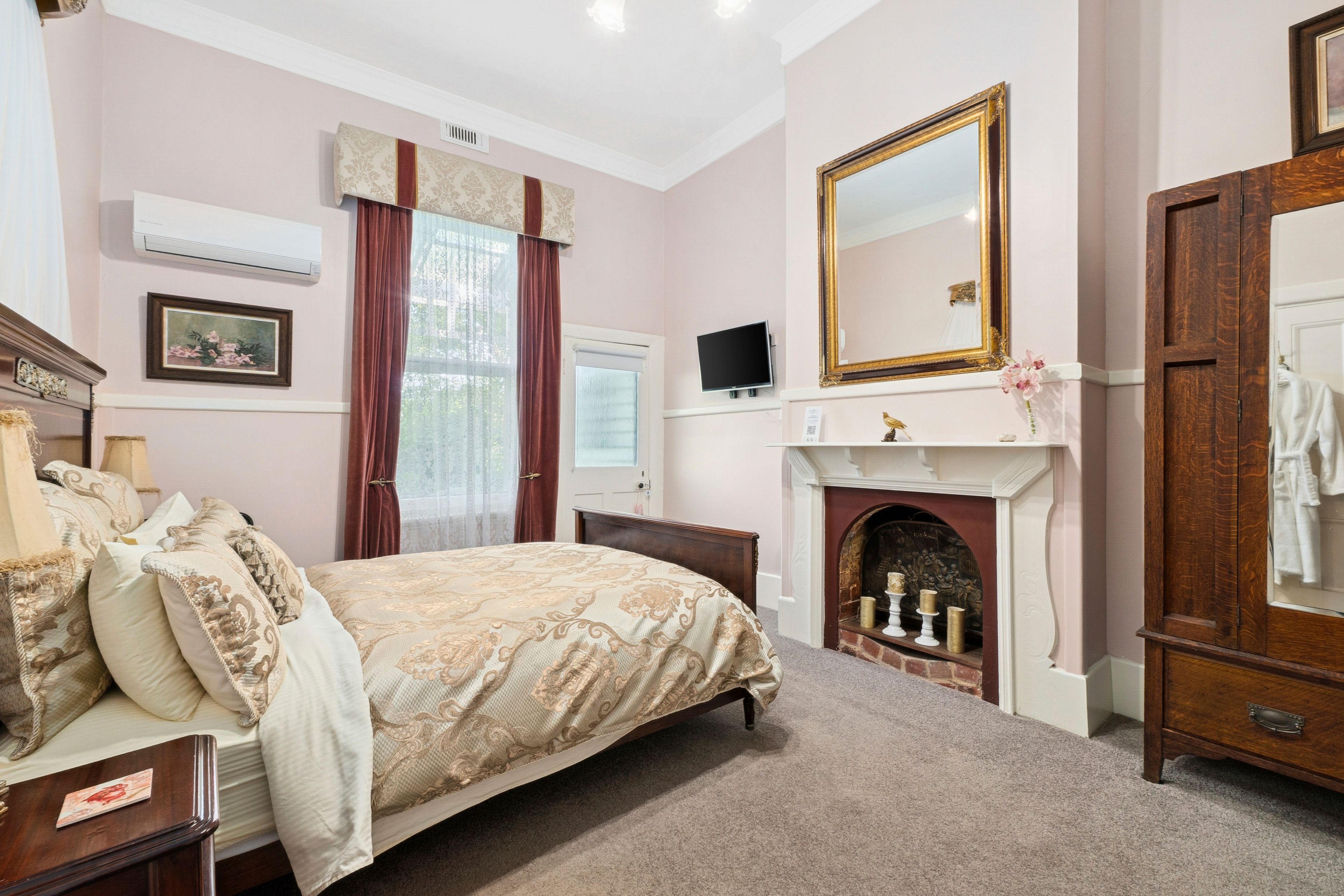 33 Parrott Street — photo 16 of 30