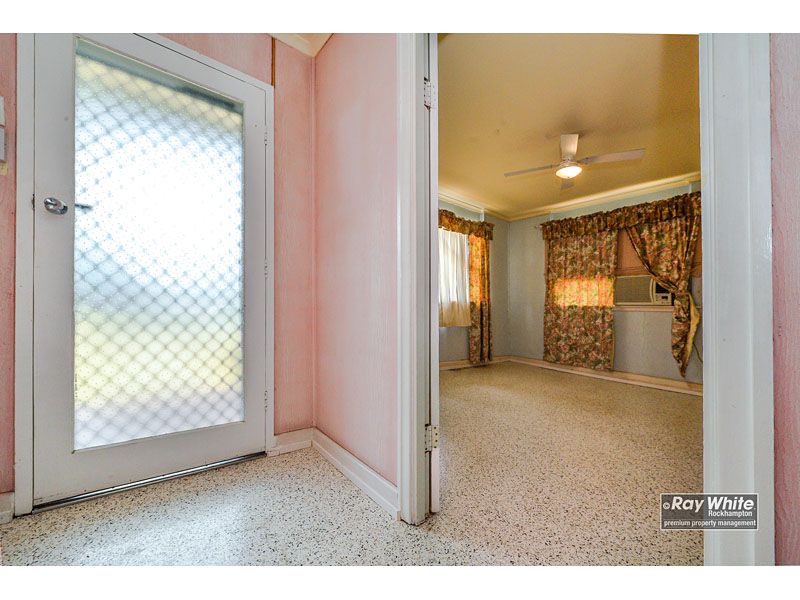 231 Farm Street, Kawana, QLD 4701