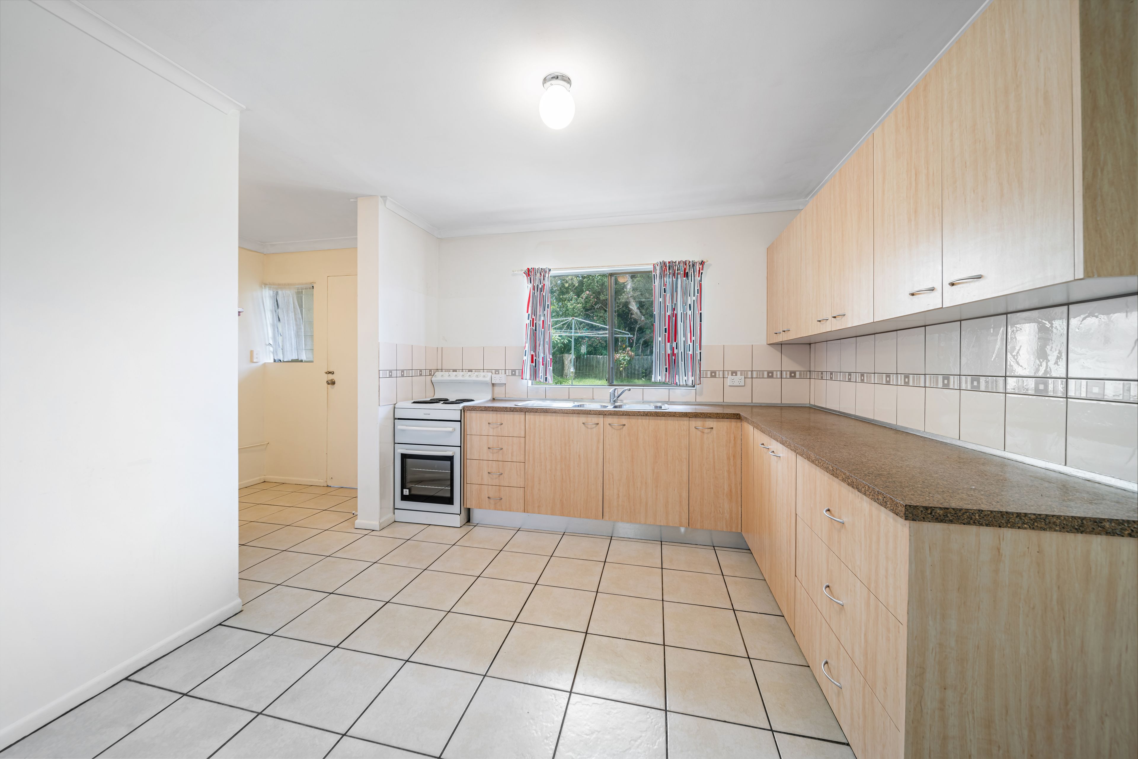 11A Beerburrum Street — photo 3 of 9