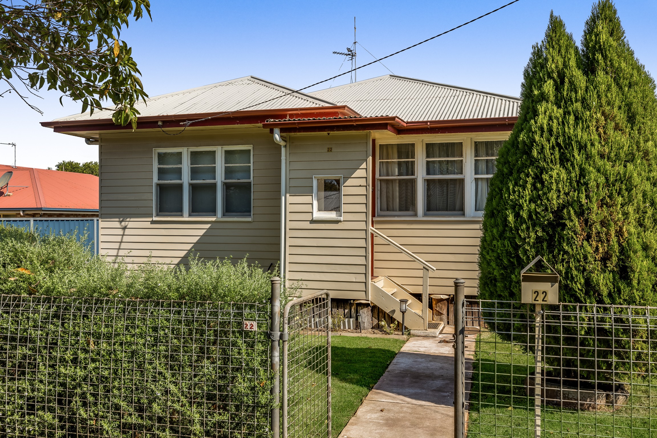 22 Warwick Street, Harristown, QLD 4350