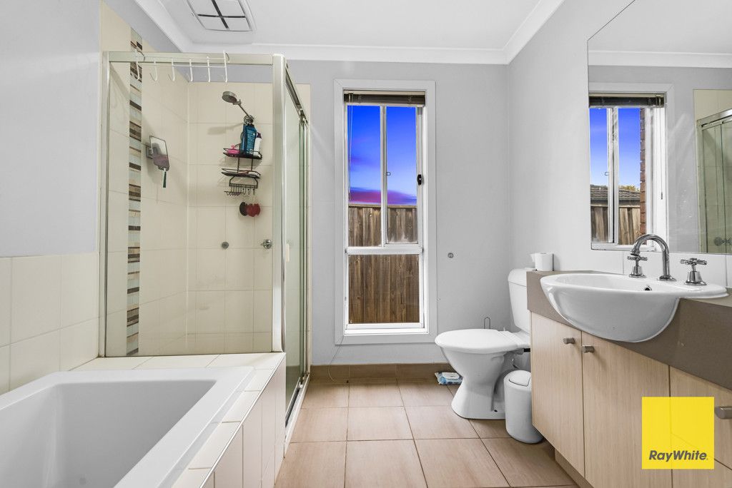 63 Hamish Drive — photo 13 of 15
