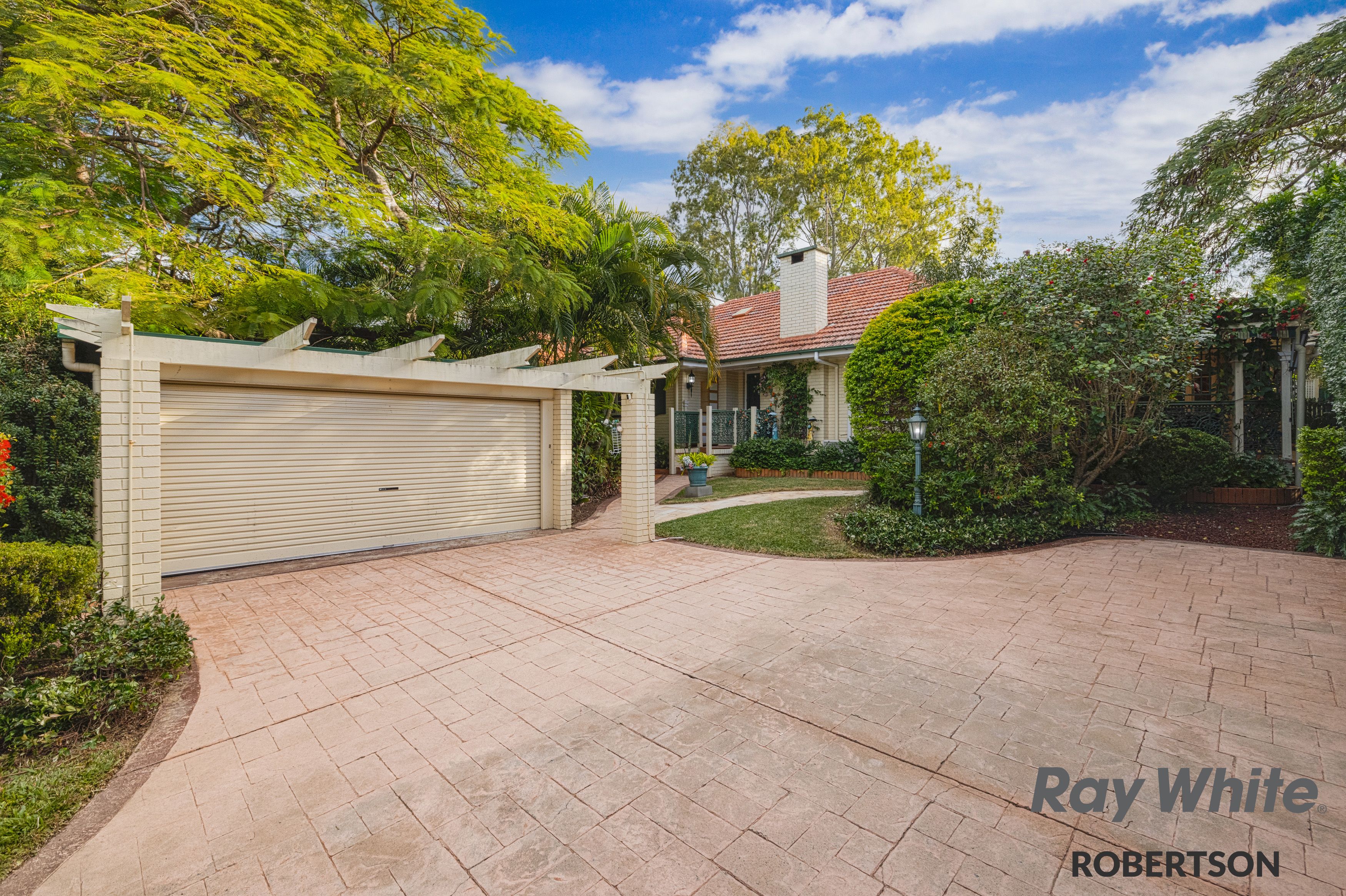 41 Grace Street, Corinda QLD 4075