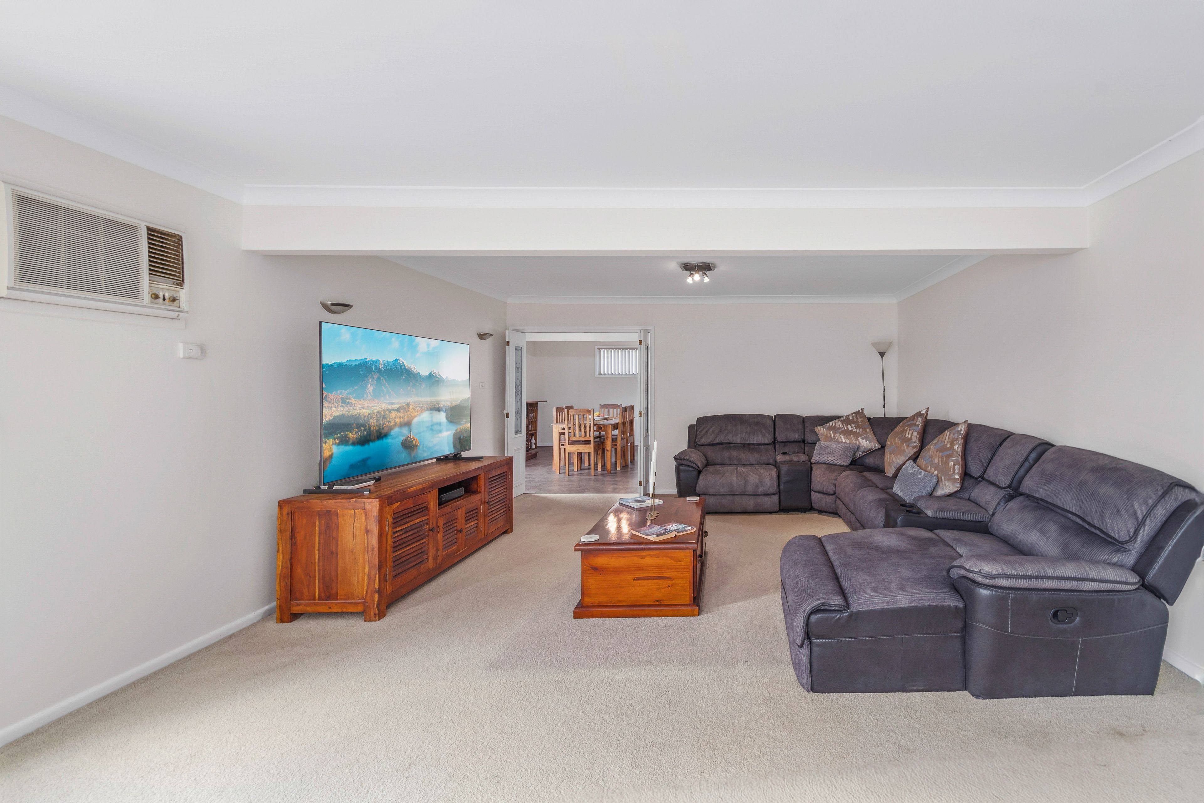 15 Saville Road, Dapto, NSW 2530