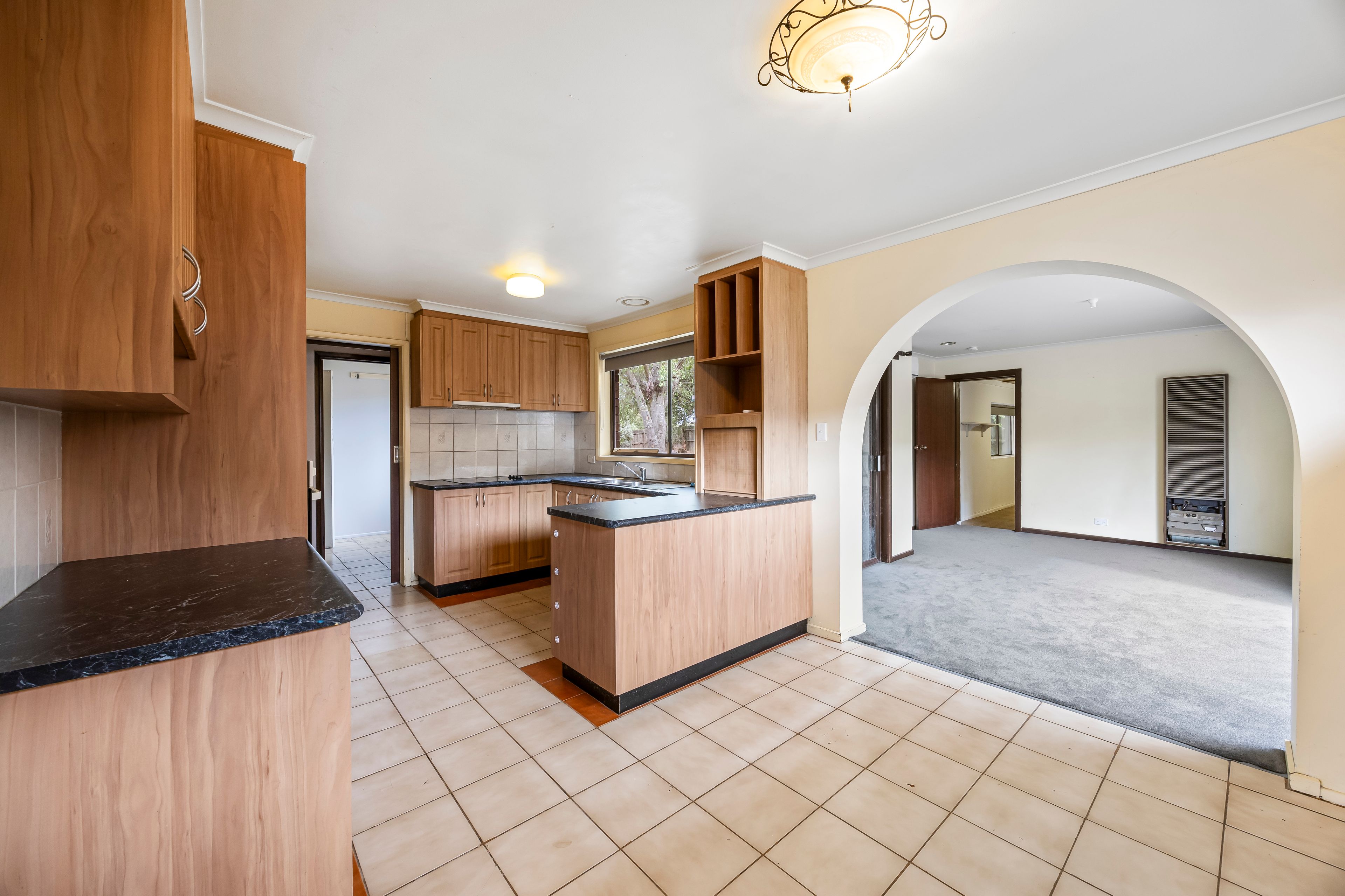 6 Forest Court, Wendouree, VIC 3355