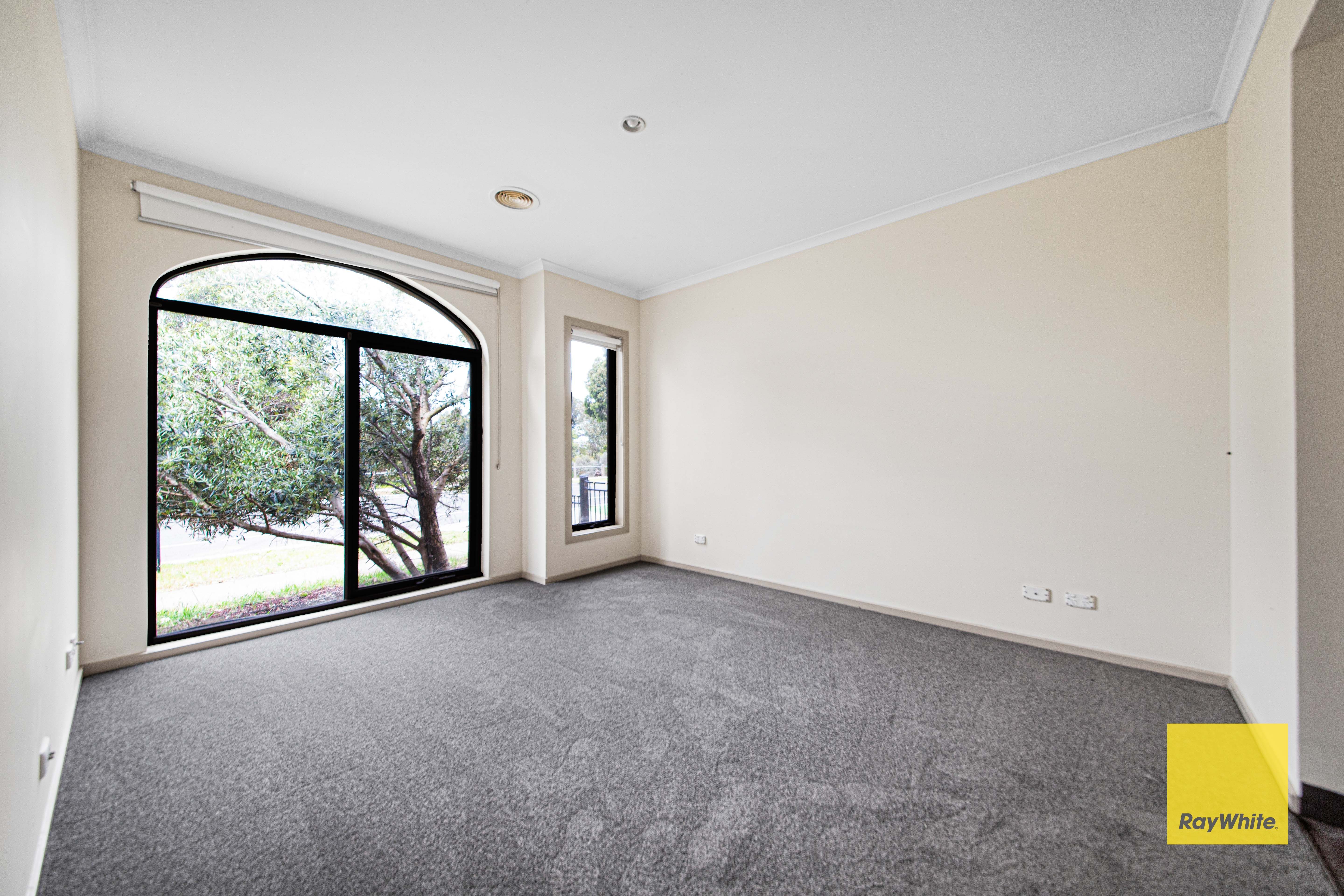 59 Cottesloe Boulevard — photo 7 of 13