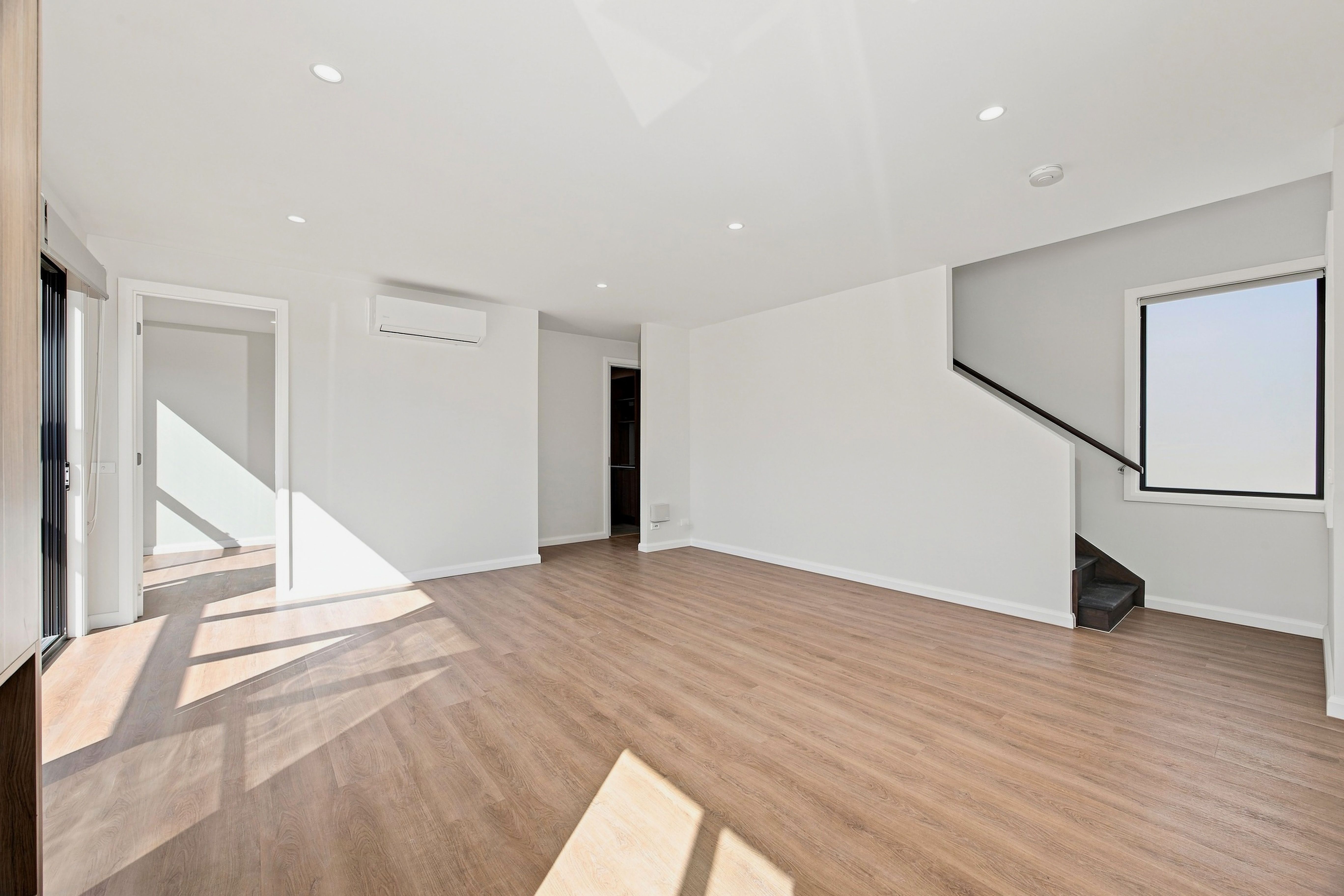 5/931 Heatherton Road — photo 5 of 7